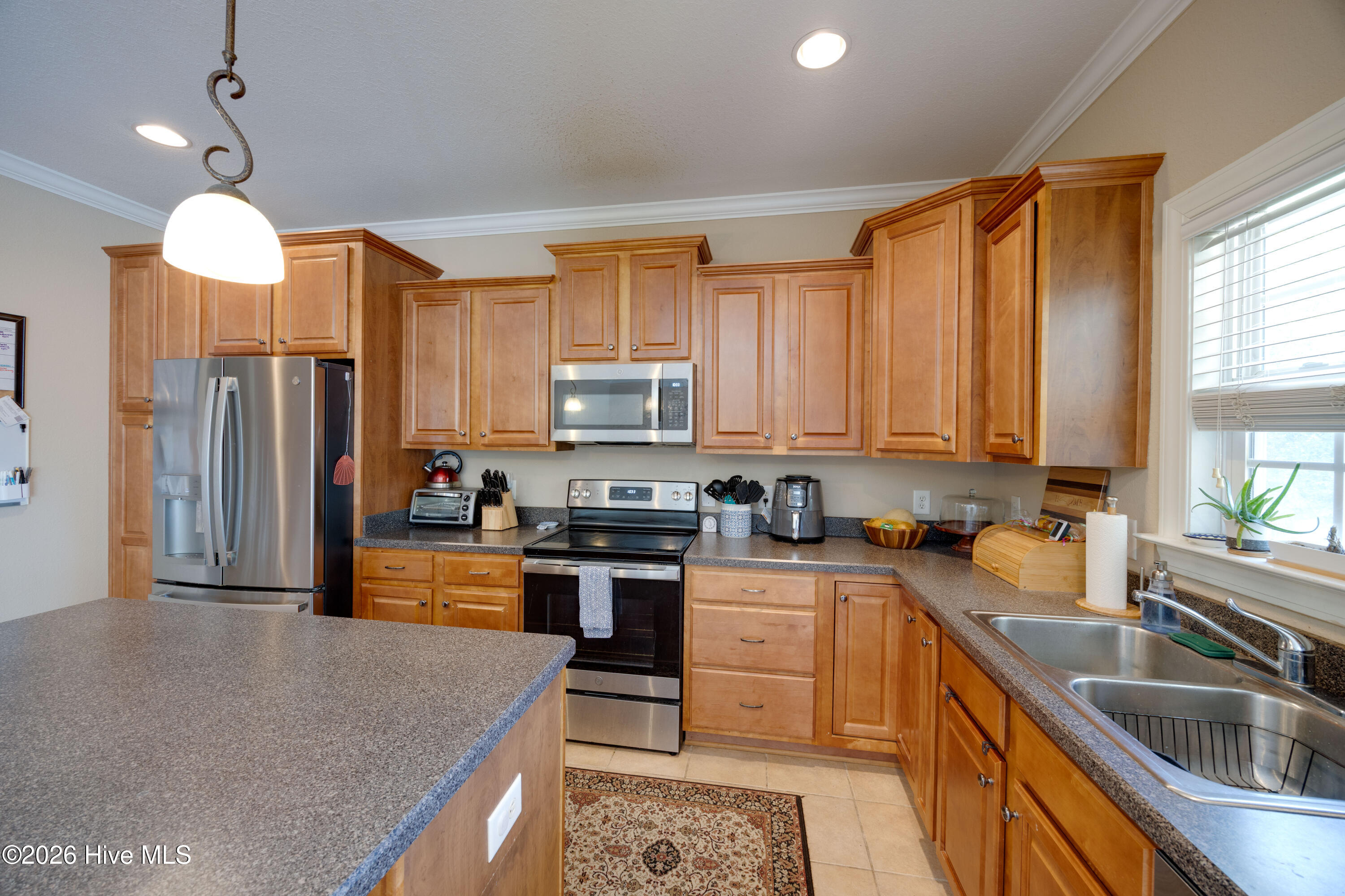 2032 Cambria Drive A Property Photo 9