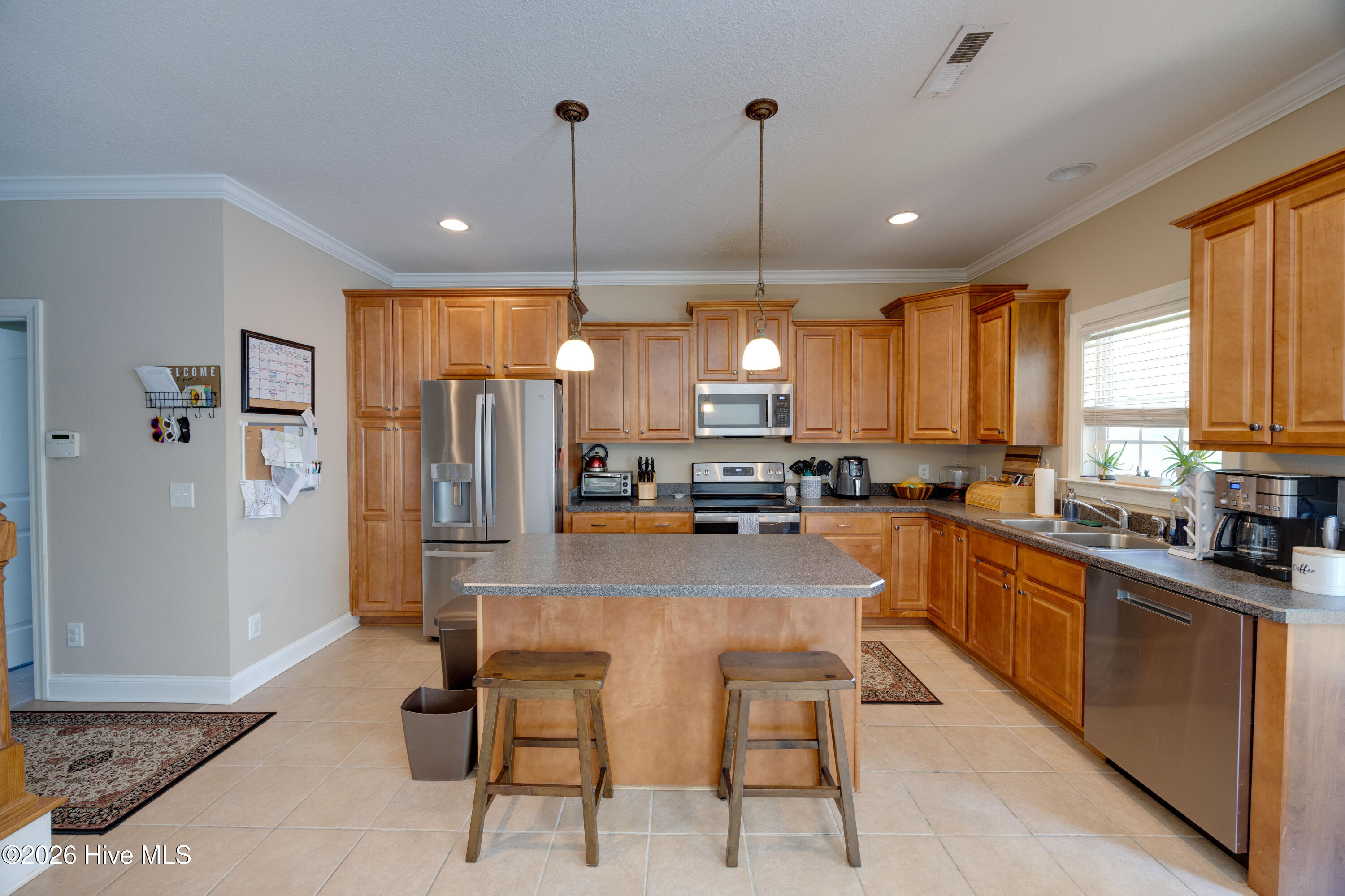 2032 Cambria Drive A Property Photo 11