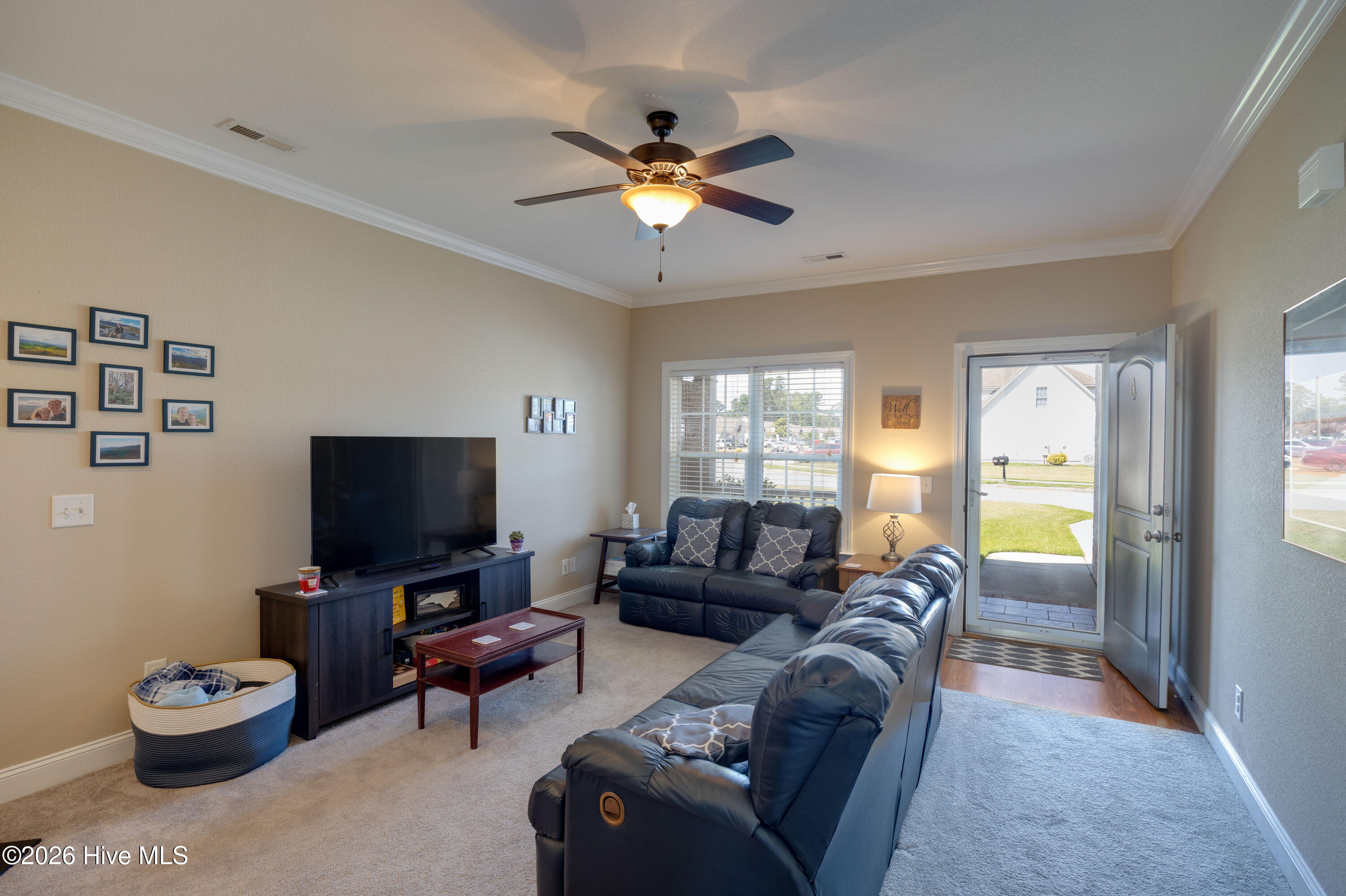 2032 Cambria Drive A Property Photo 14