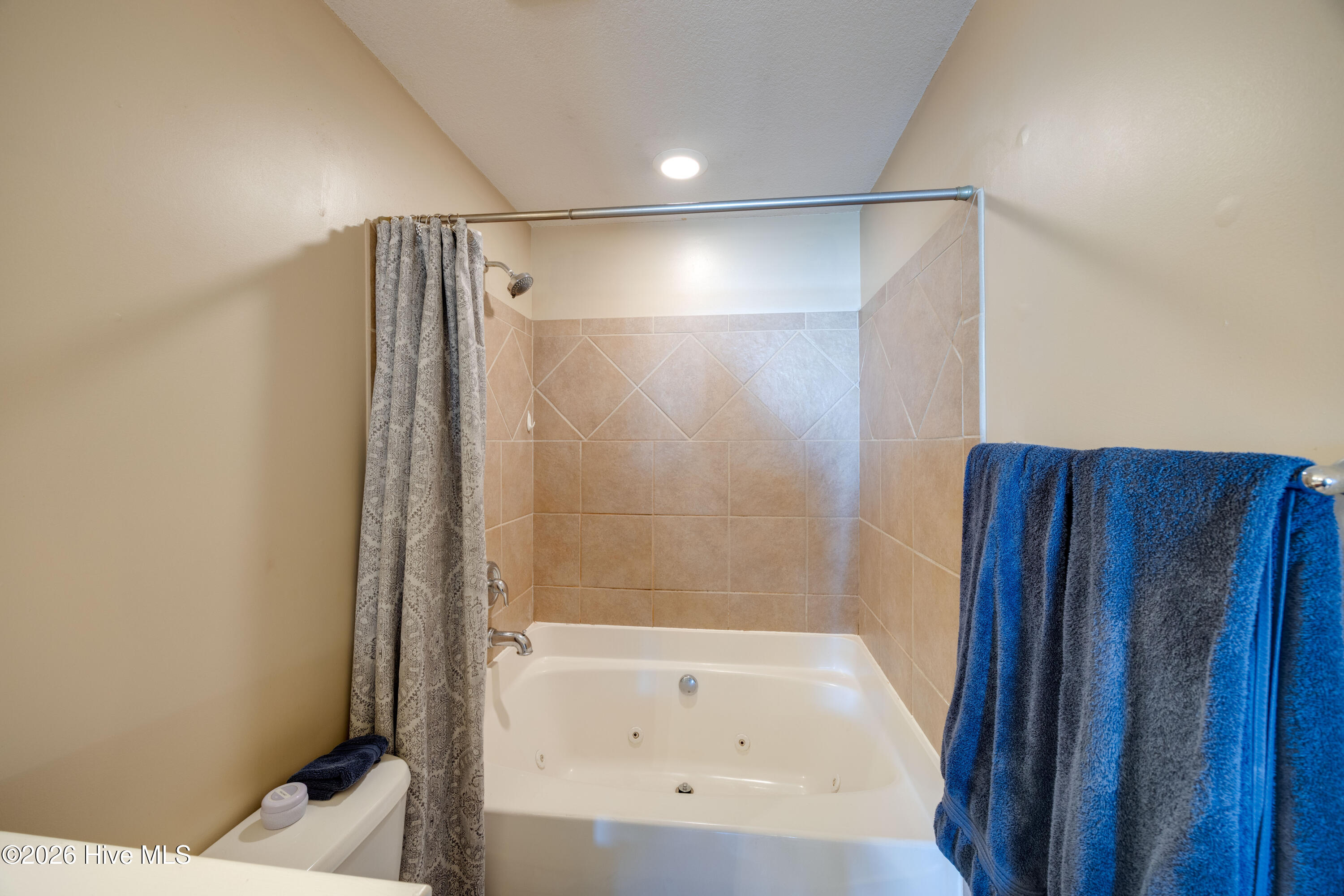 2032 Cambria Drive A Property Photo 19