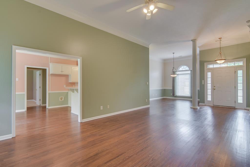 4325 Colony Square Property Photo 8