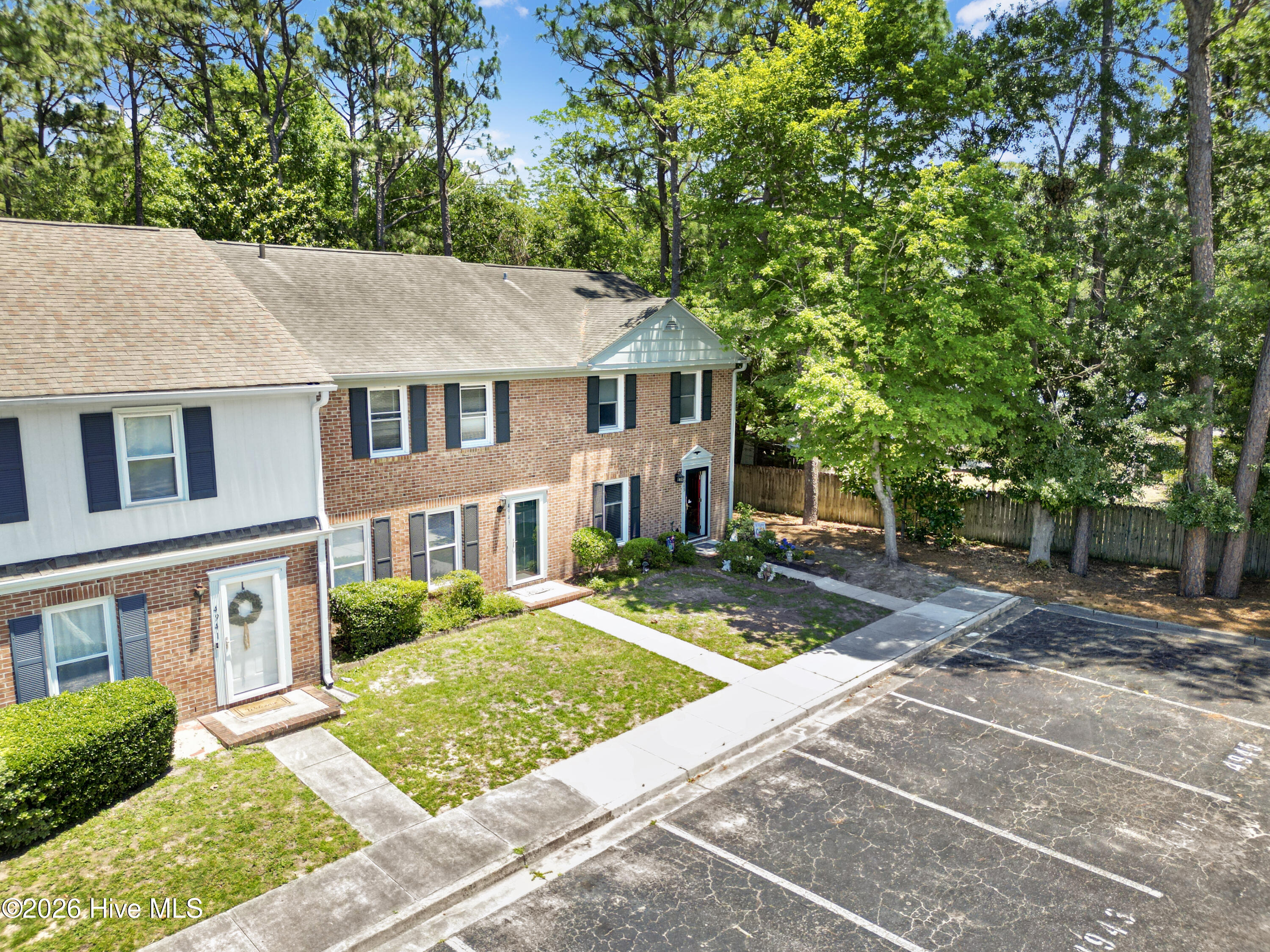 4943 Marlin Court Property Photo 3