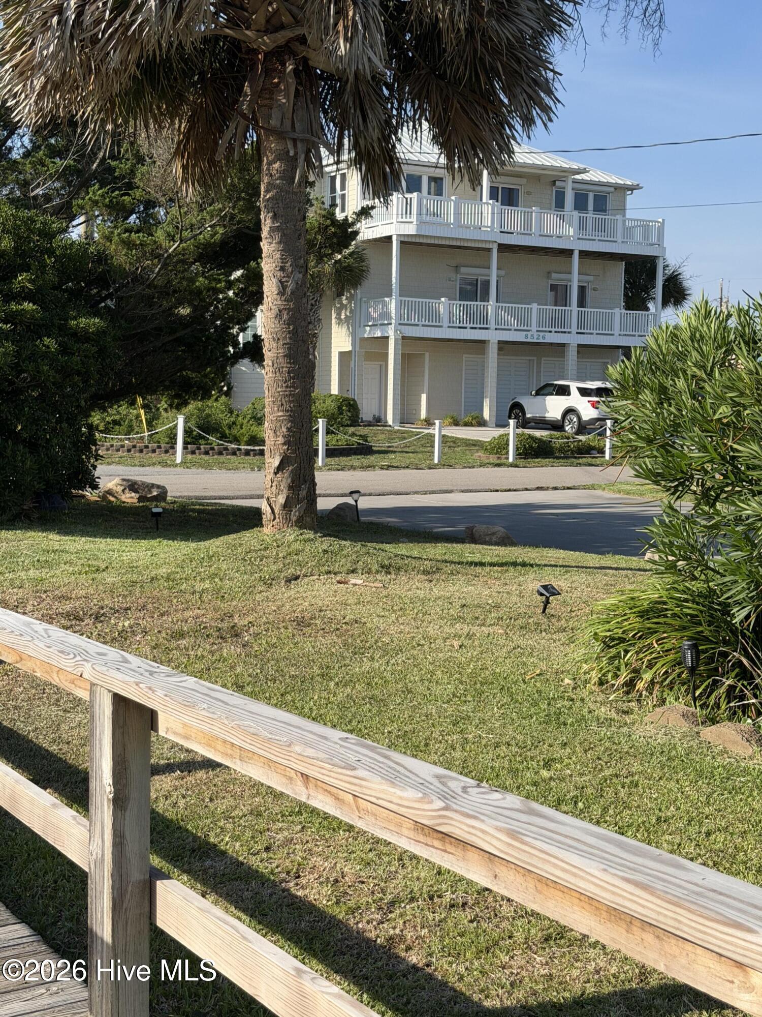8526 Ocean View Drive Property Photo 5