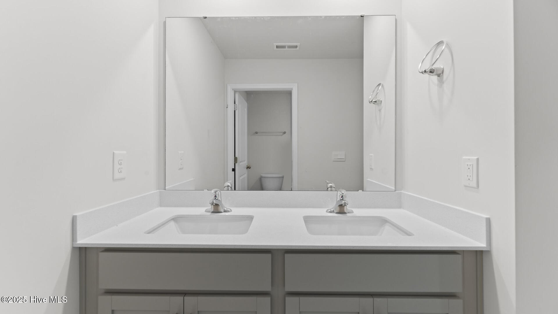 4012 Montford Drive Property Photo 33