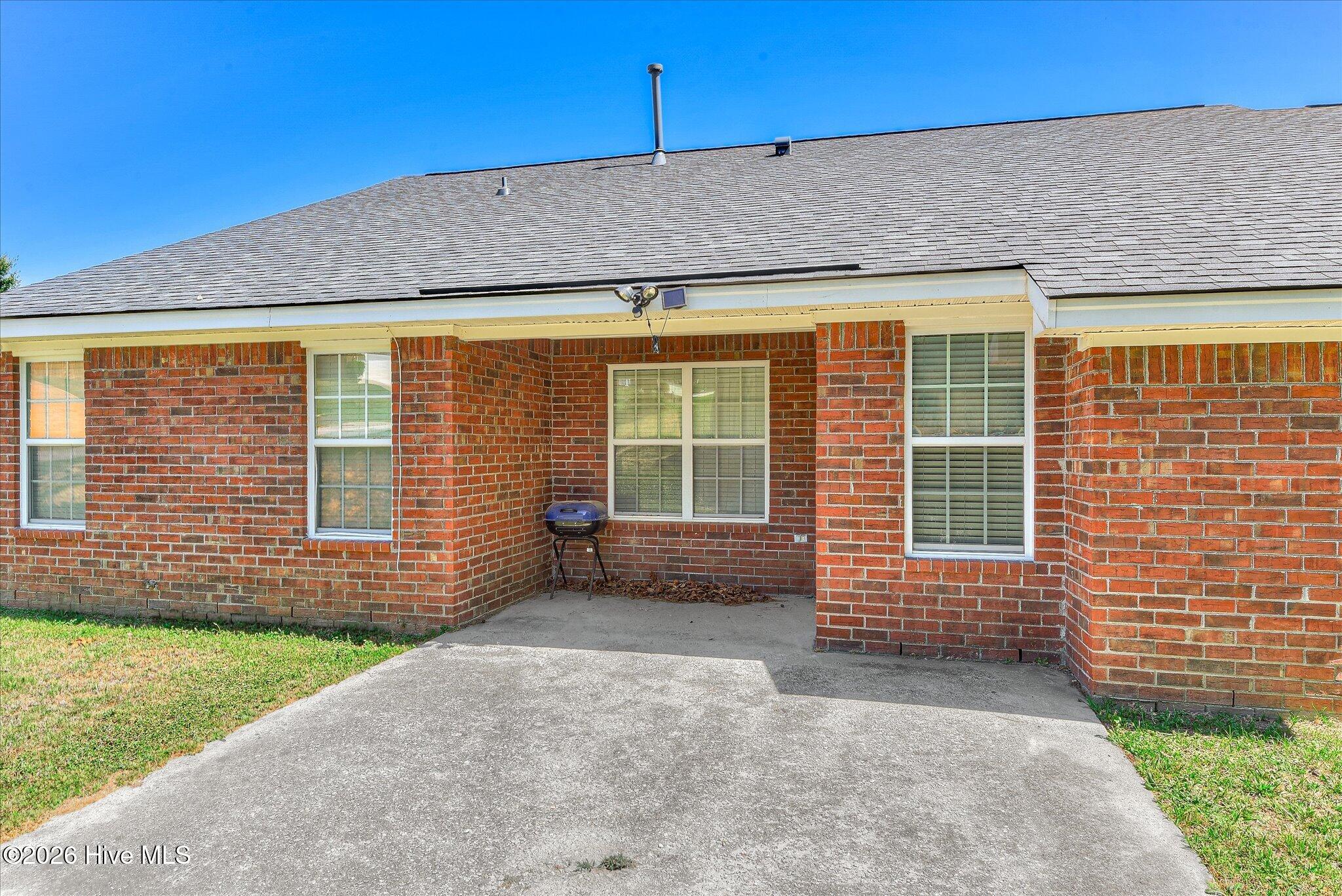 736 Cannock Loop Property Photo 41