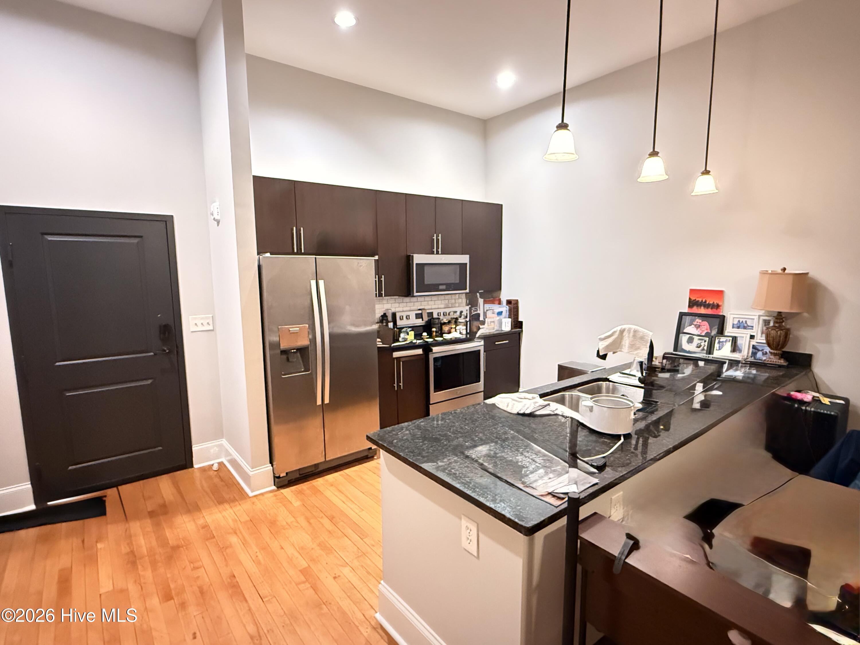 936 Broad Street 407 Property Photo 6