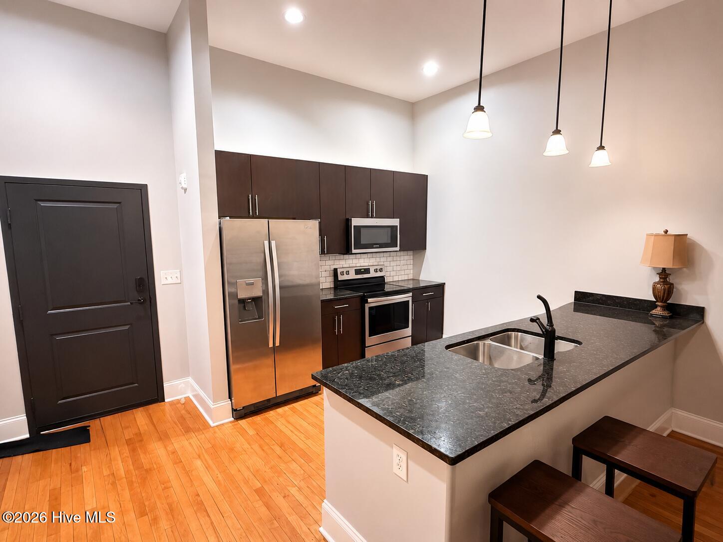 936 Broad Street 407 Property Photo 7