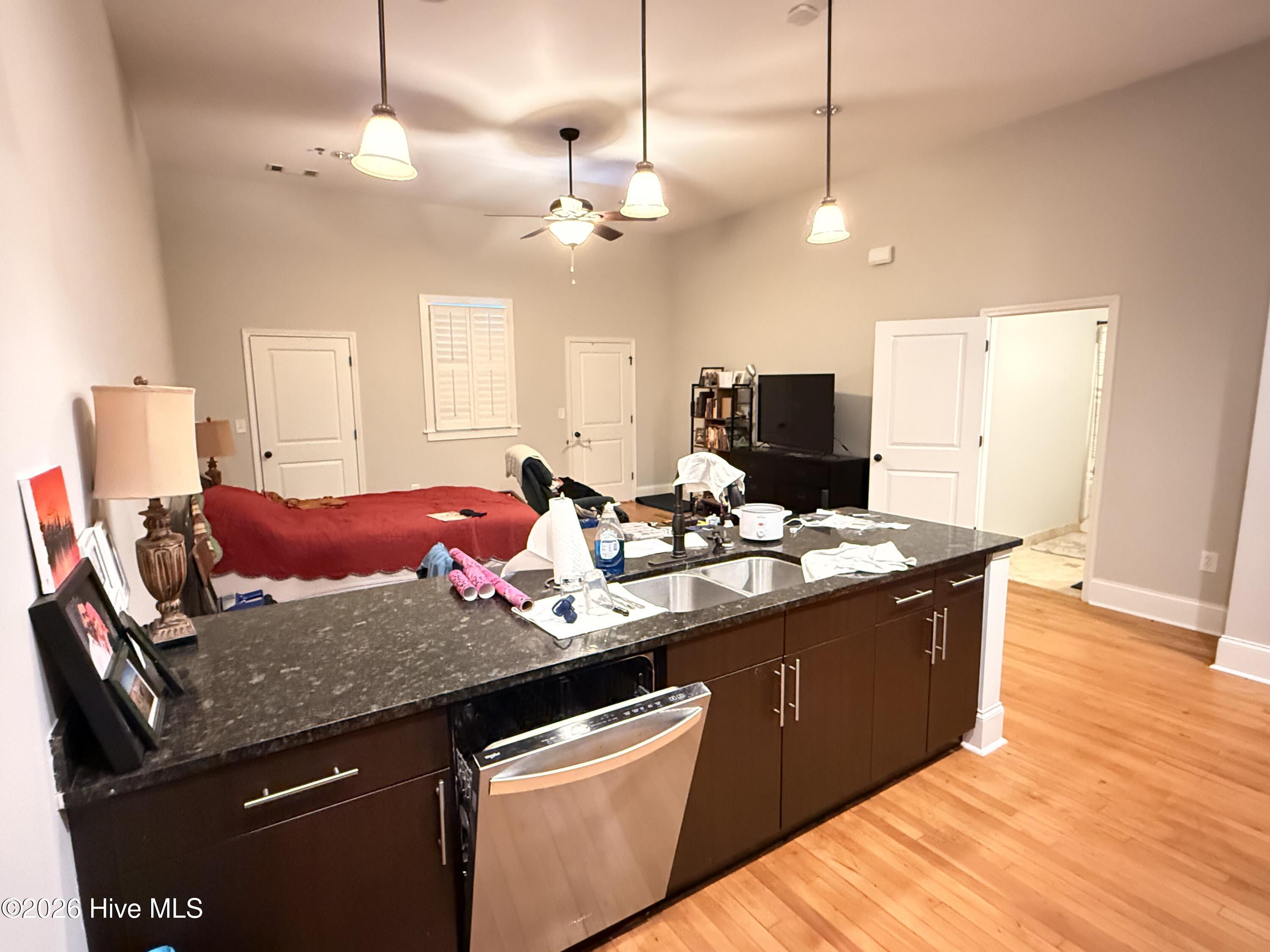 936 Broad Street 407 Property Photo 8