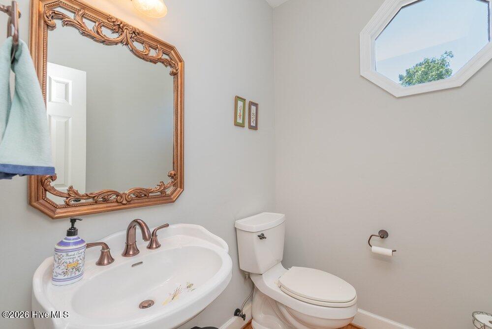 1364 Waterston Drive Property Photo 14