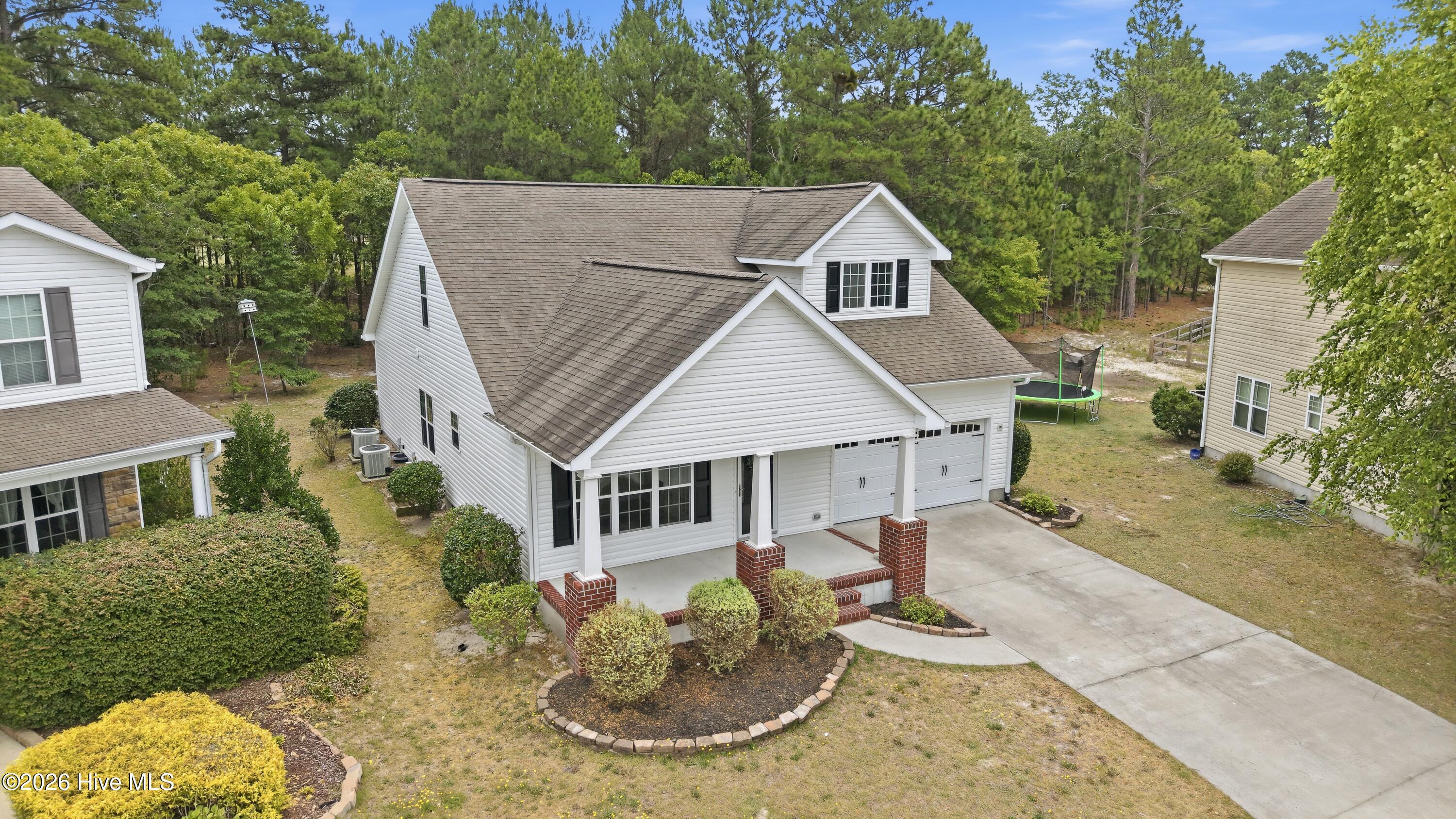 104 Lightwater Court Property Photo 3