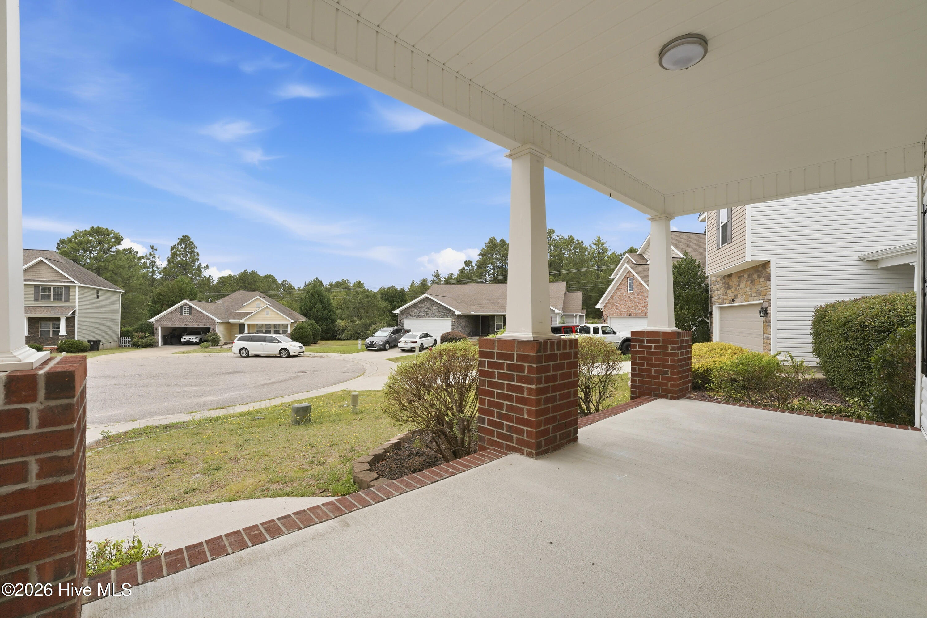 104 Lightwater Court Property Photo 6