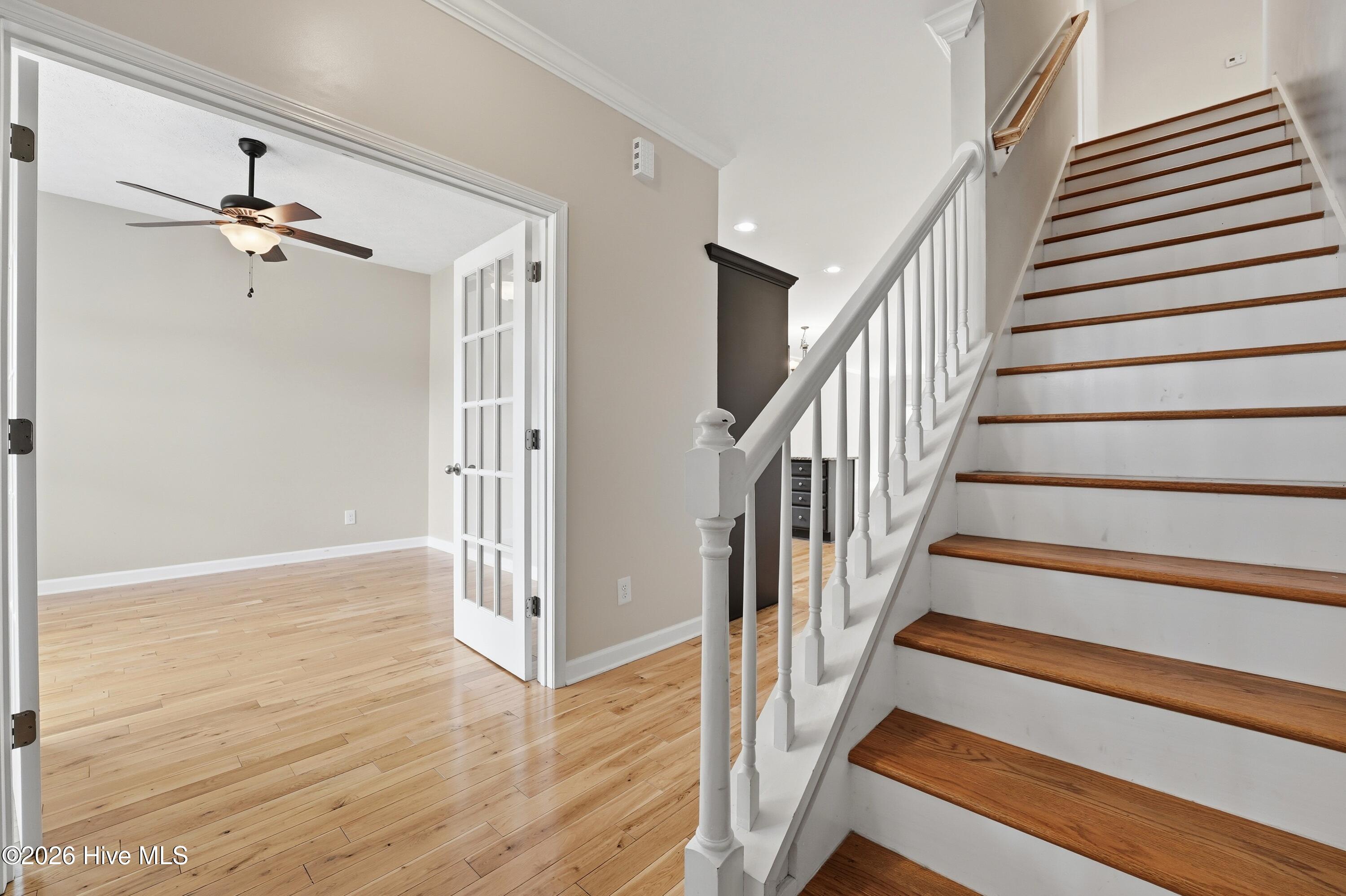 104 Lightwater Court Property Photo 11