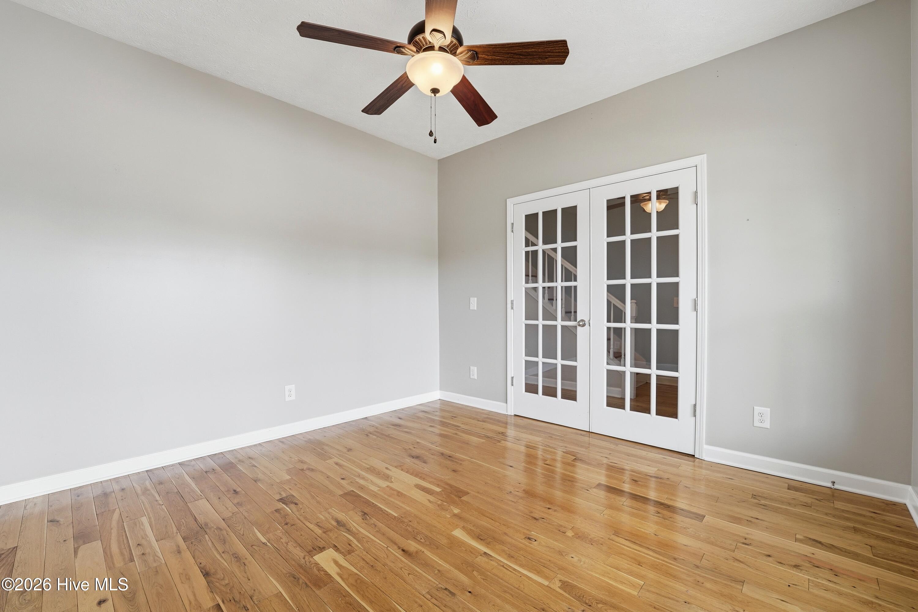 104 Lightwater Court Property Photo 15