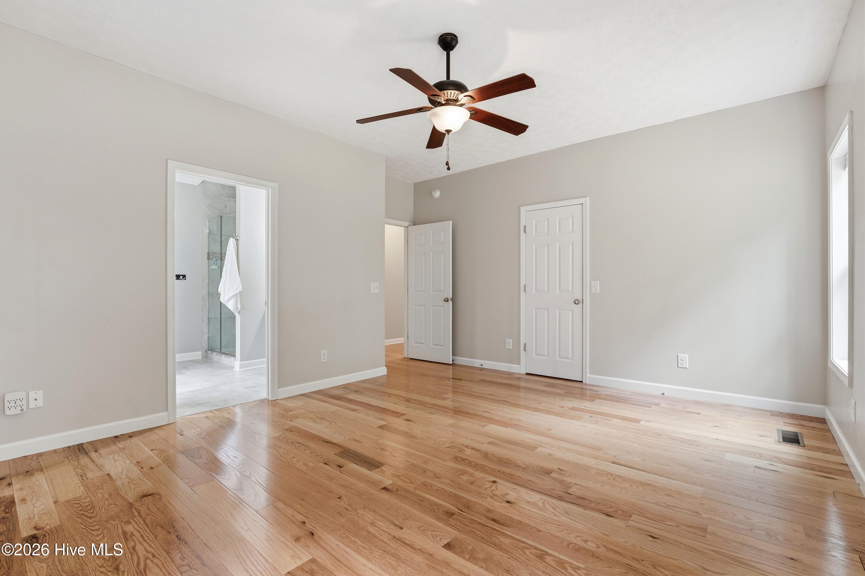 104 Lightwater Court Property Photo 27