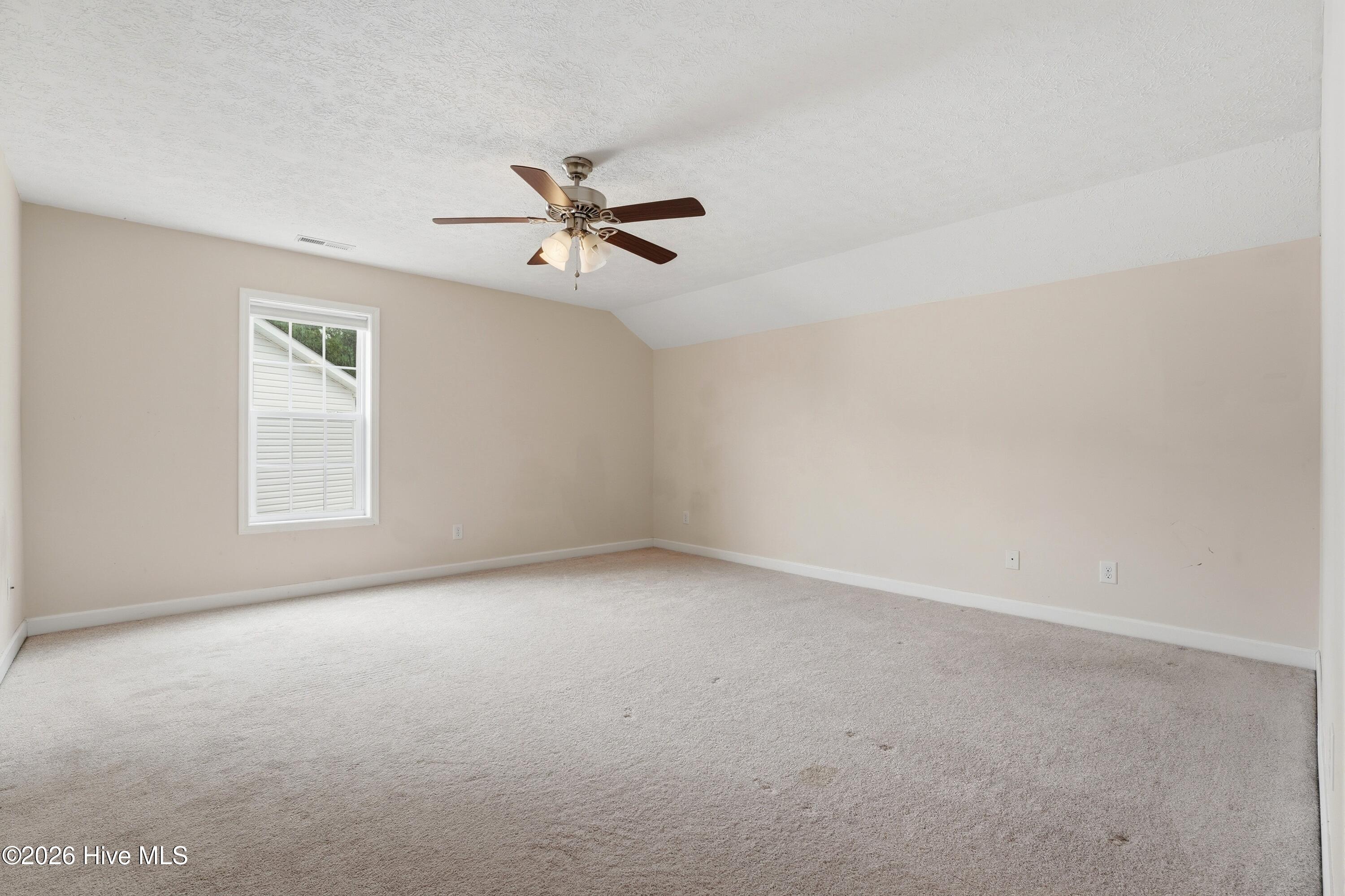 104 Lightwater Court Property Photo 34