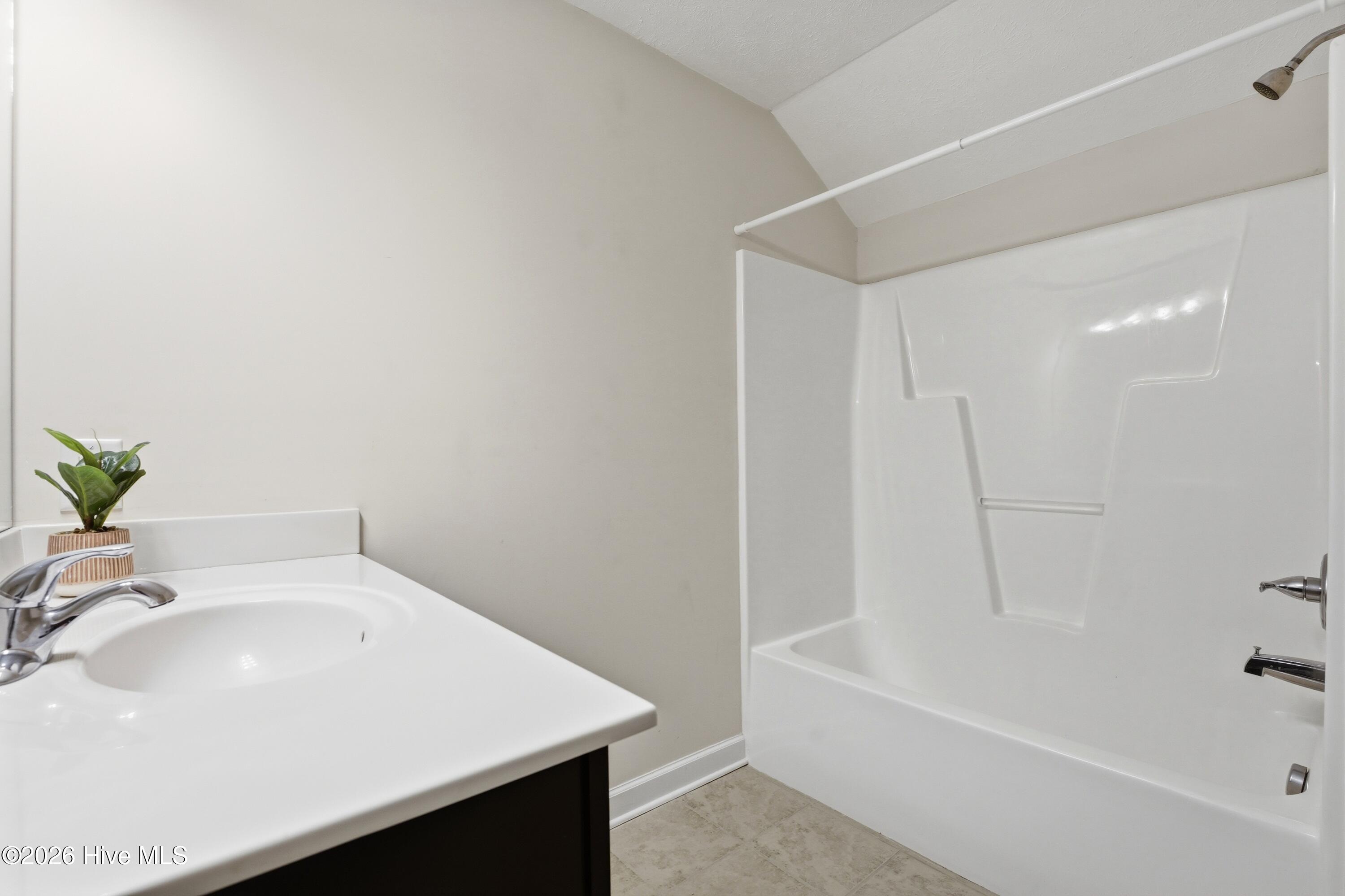 104 Lightwater Court Property Photo 39