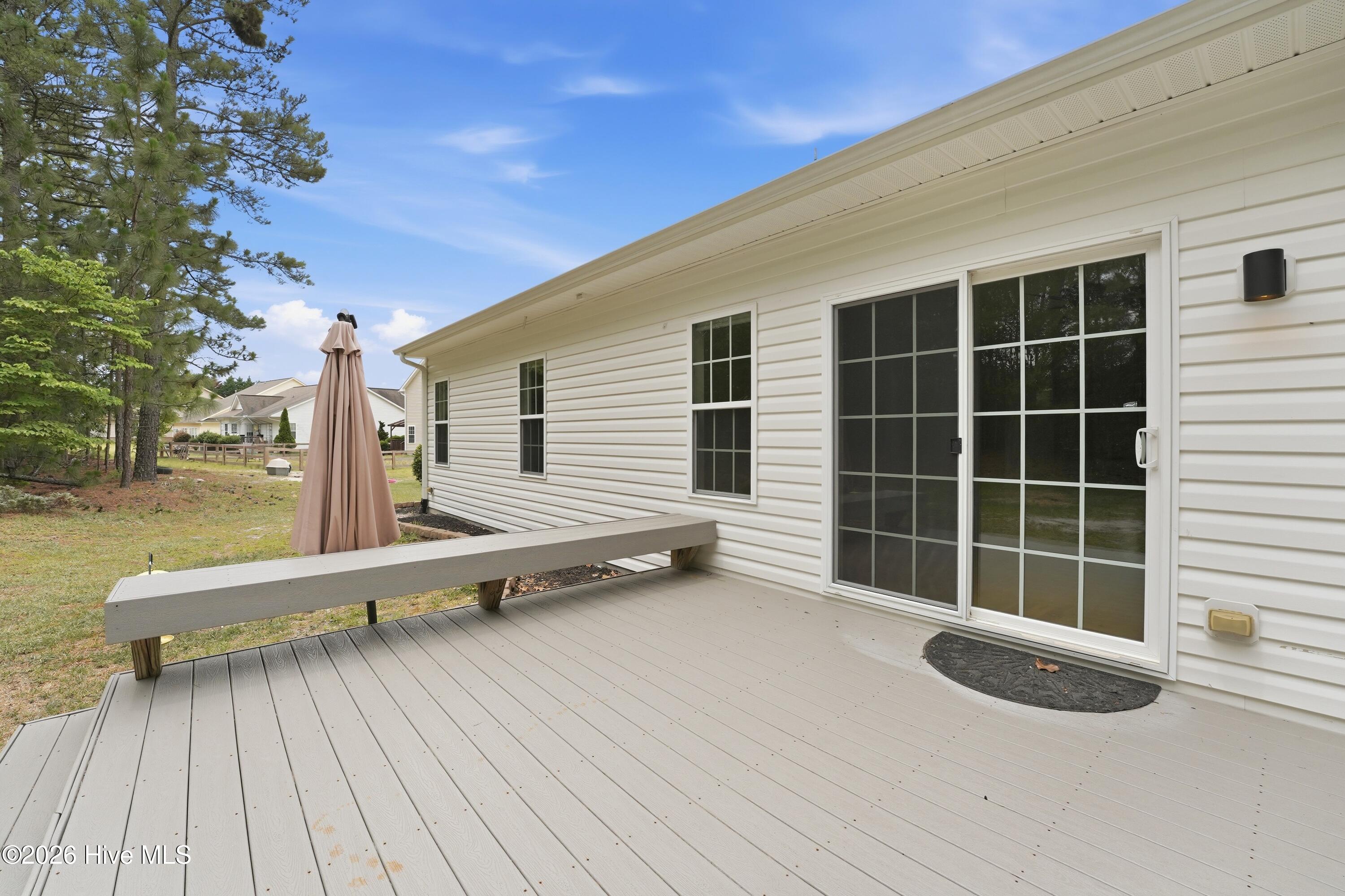 104 Lightwater Court Property Photo 45