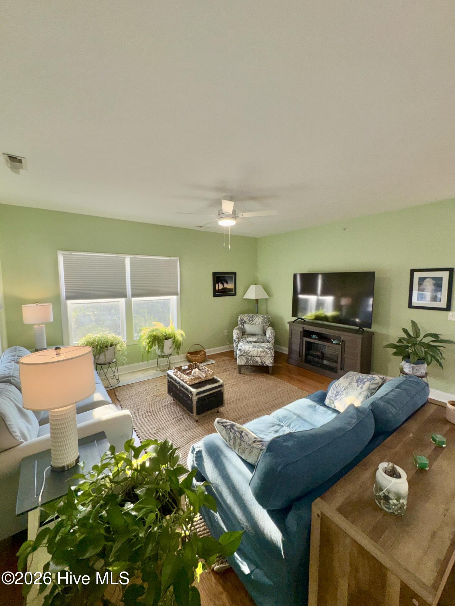 300 Lighthouse Lane D-3 Property Photo 3