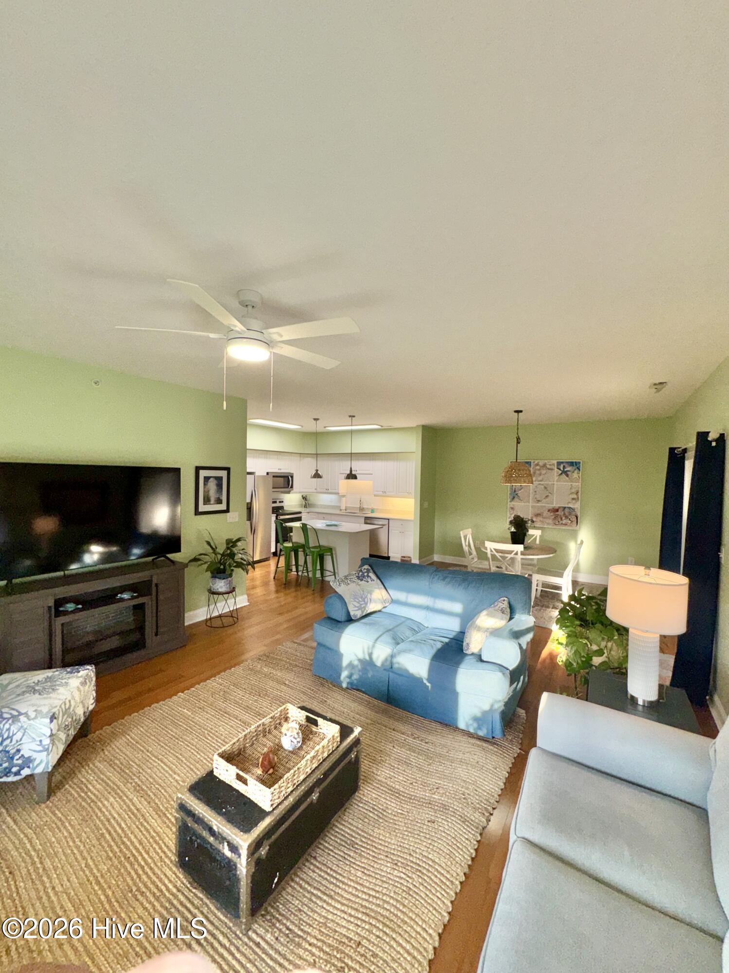 300 Lighthouse Lane D-3 Property Photo 5