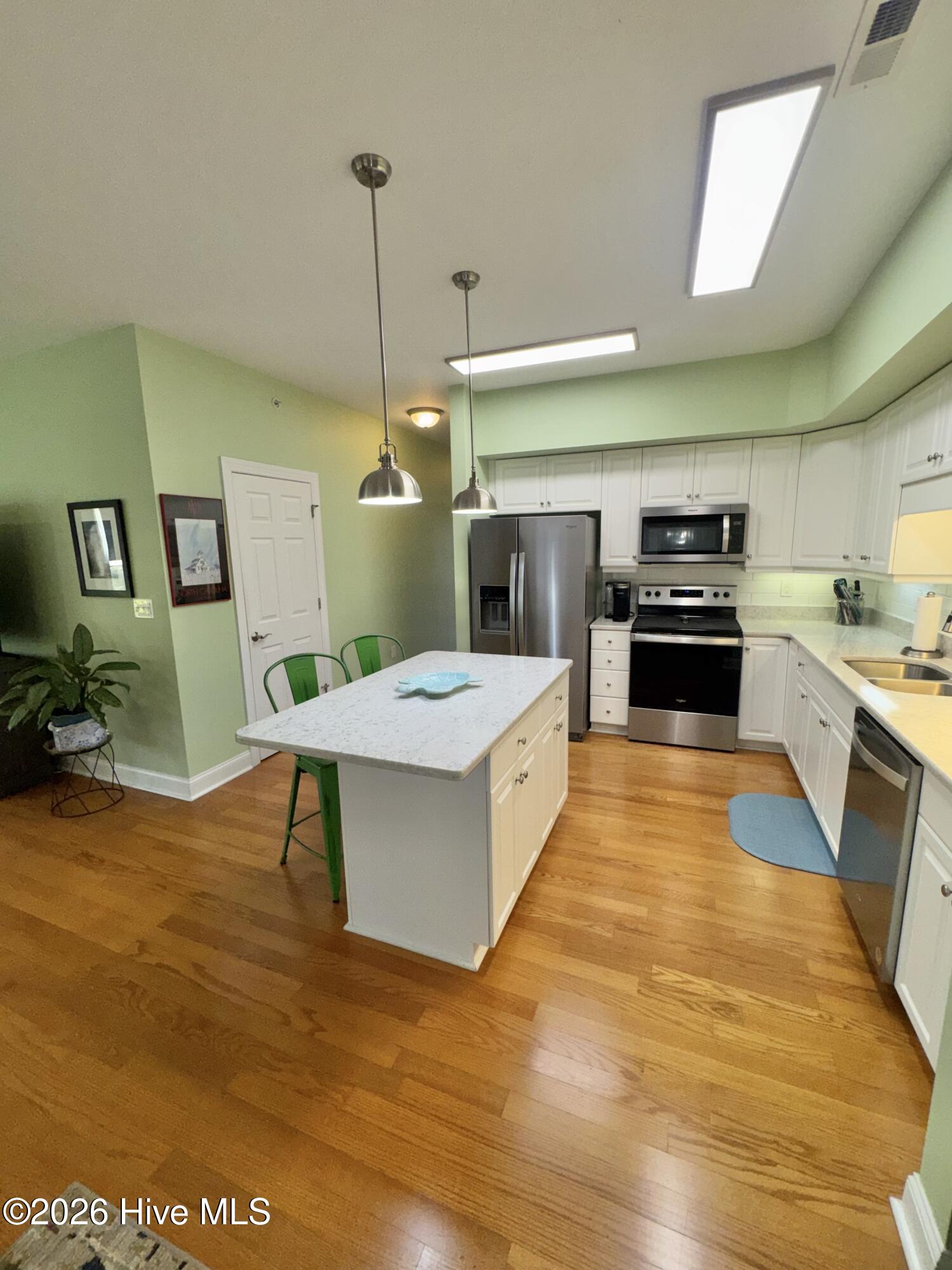 300 Lighthouse Lane D-3 Property Photo 7