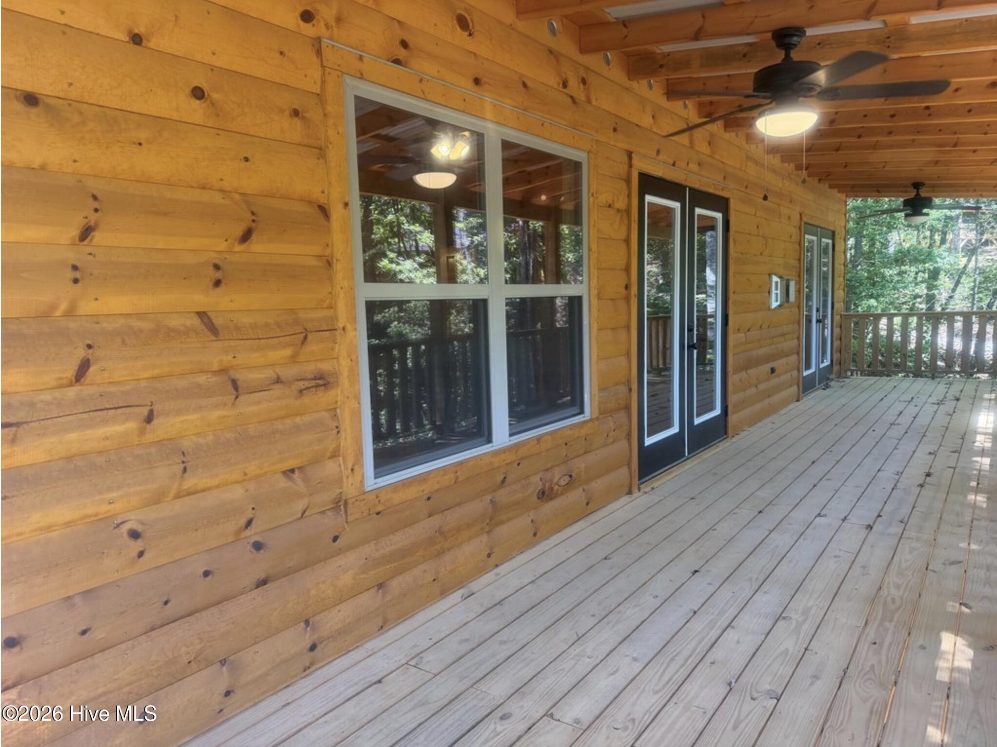 200 Bentley Cove Property Photo 6
