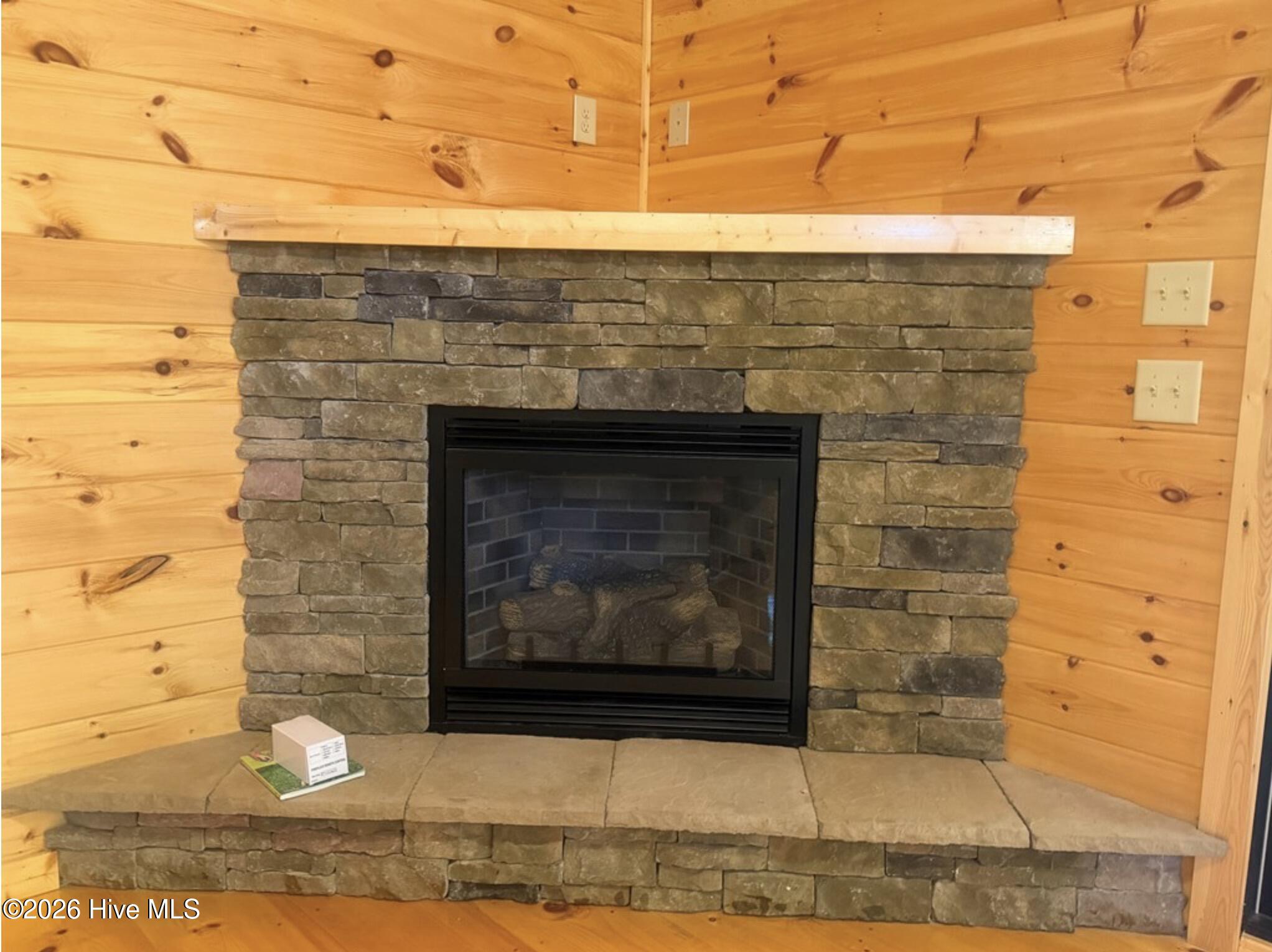 200 Bentley Cove Property Photo 13
