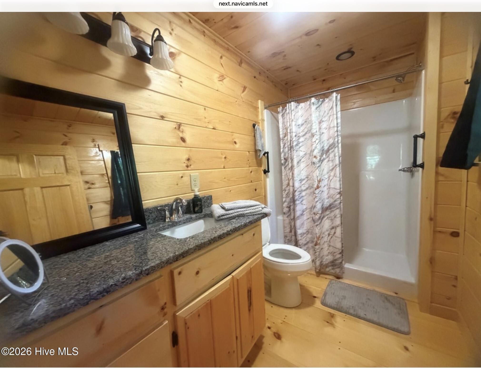 200 Bentley Cove Property Photo 17
