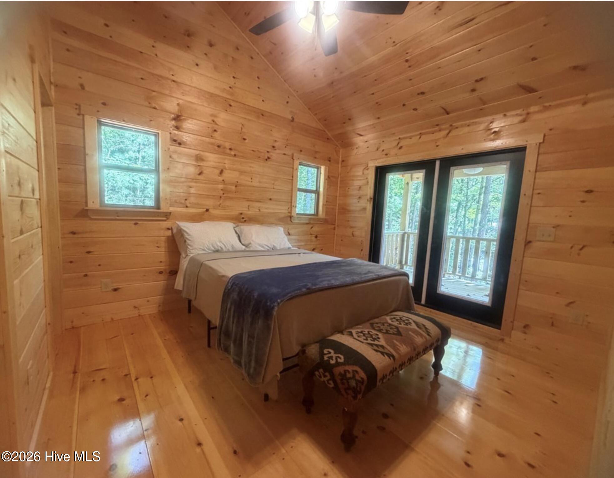 200 Bentley Cove Property Photo 18