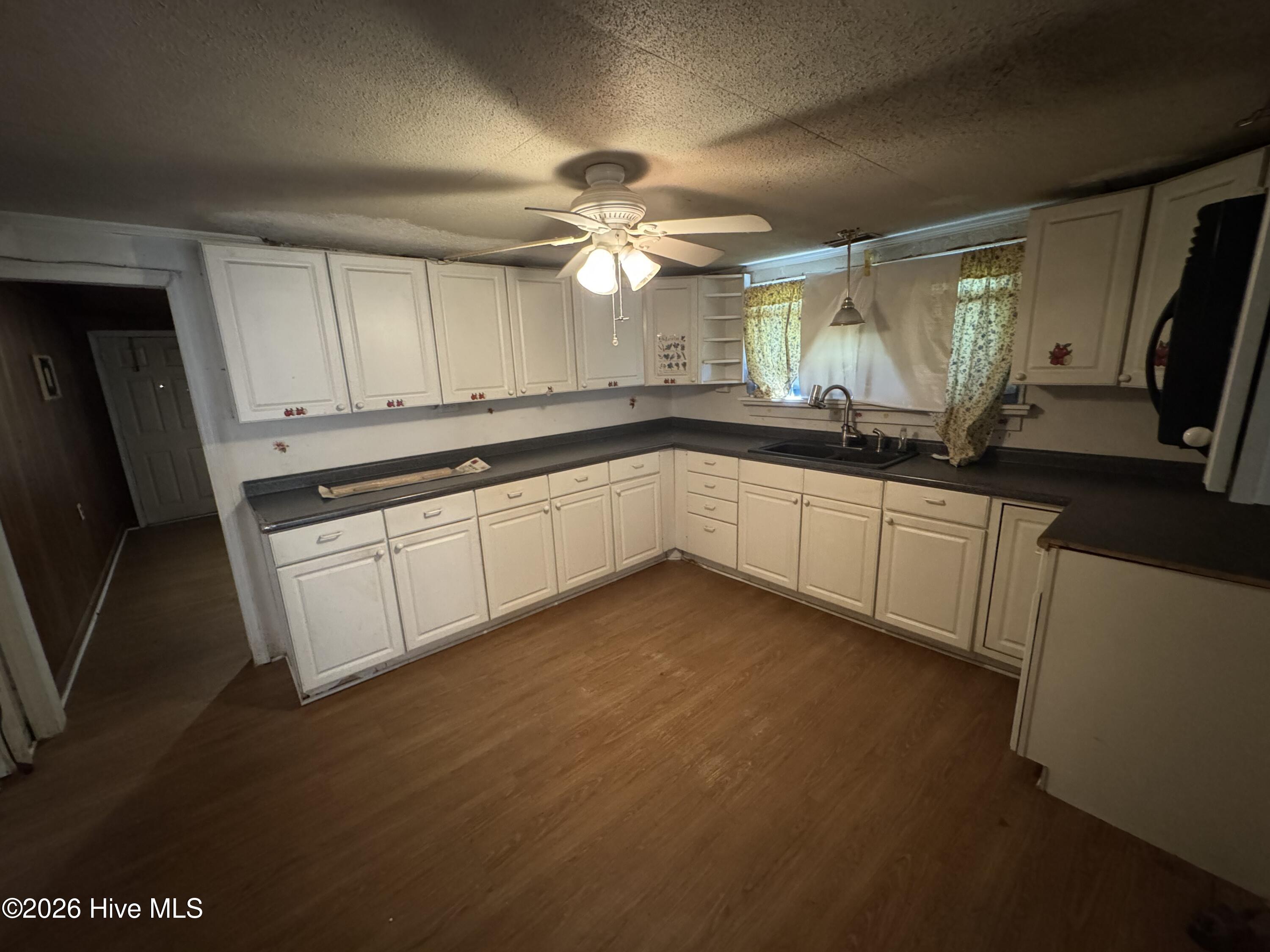 1195 Airport Road Property Photo 9