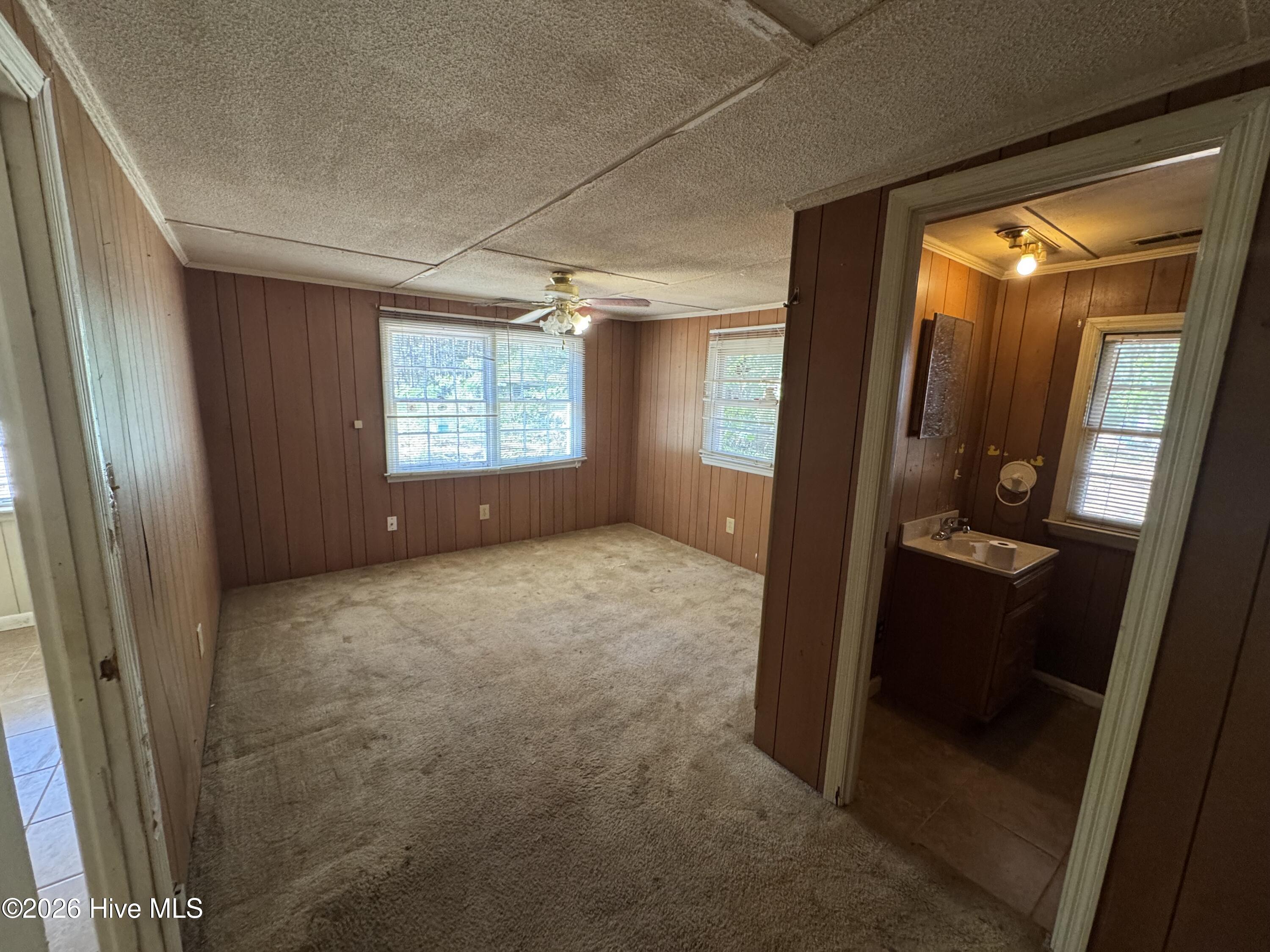 1195 Airport Road Property Photo 13