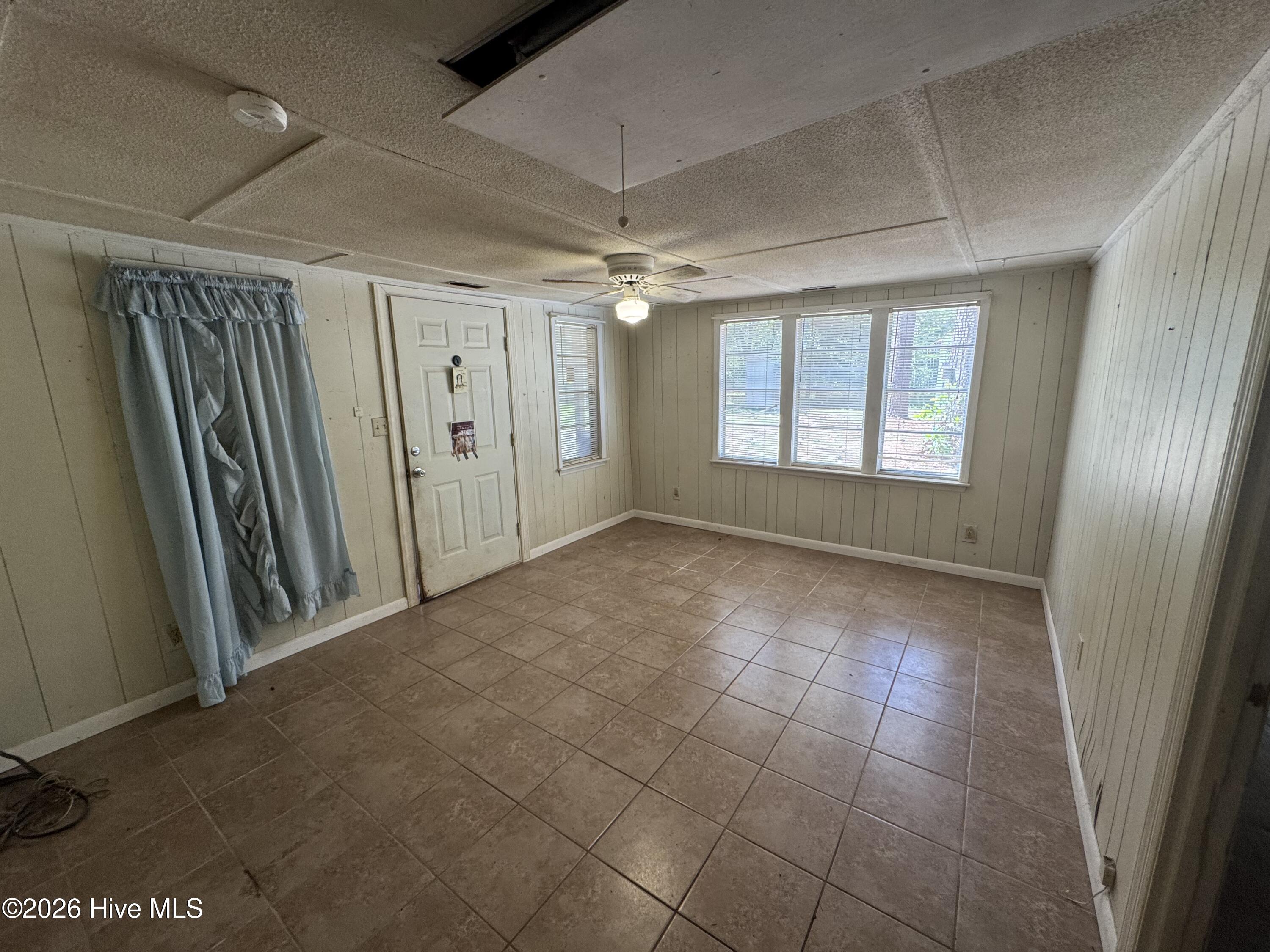 1195 Airport Road Property Photo 21