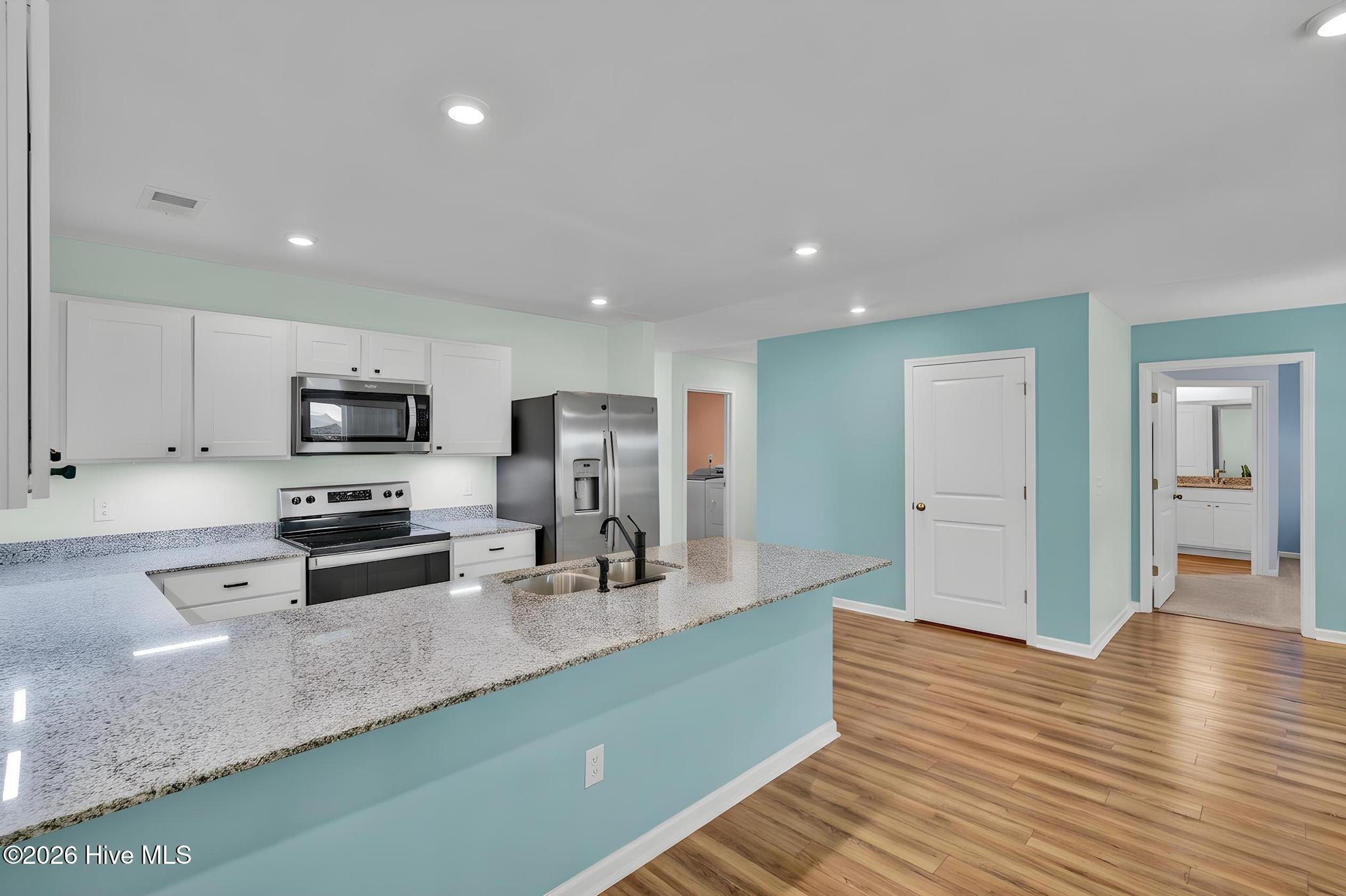 2487 Provence Drive Se Property Photo 7