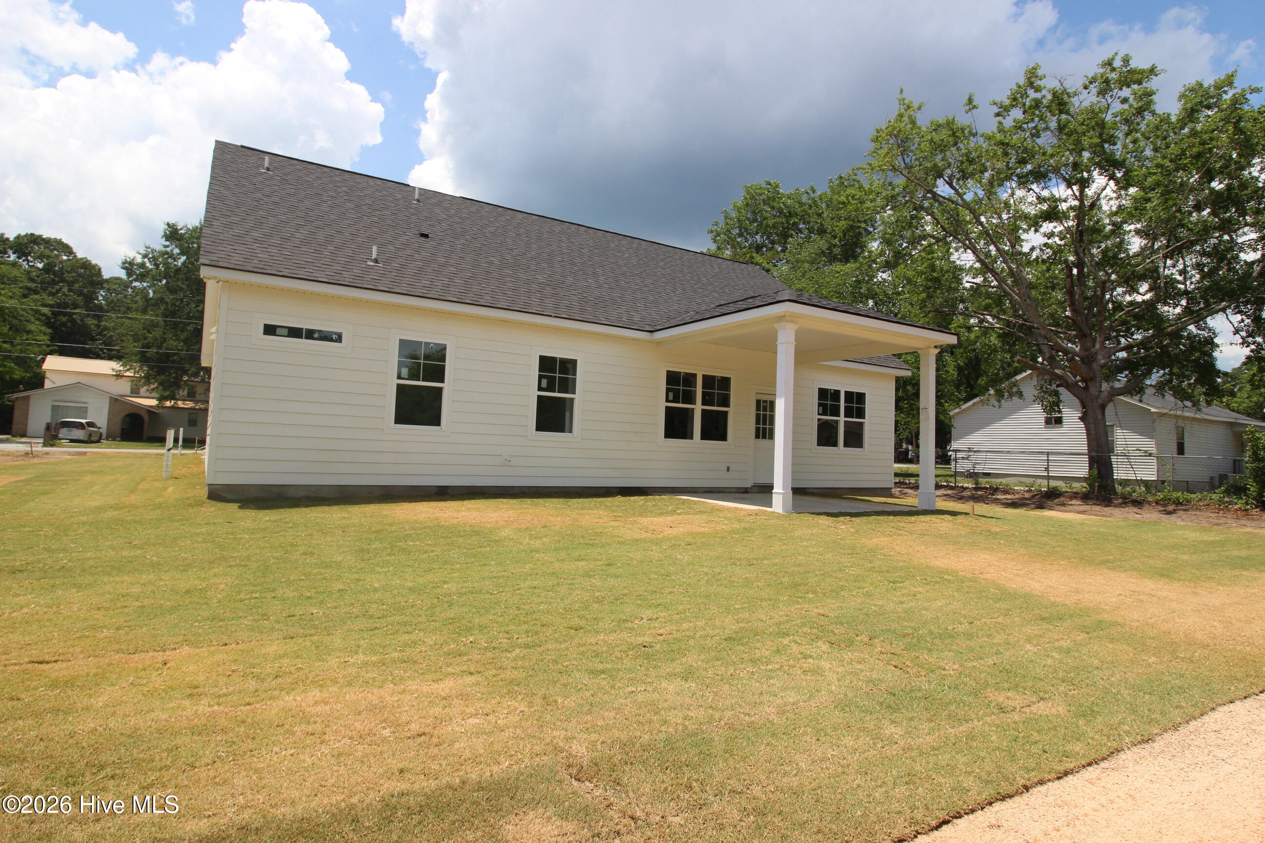 245 S Hatcher Street Property Photo 4