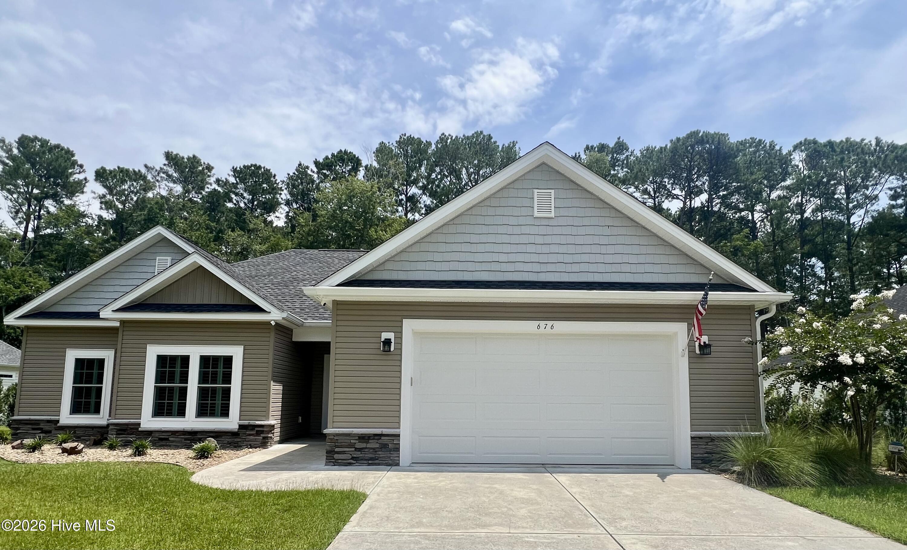 676 Boundary Loop Road Nw Property Photo 1