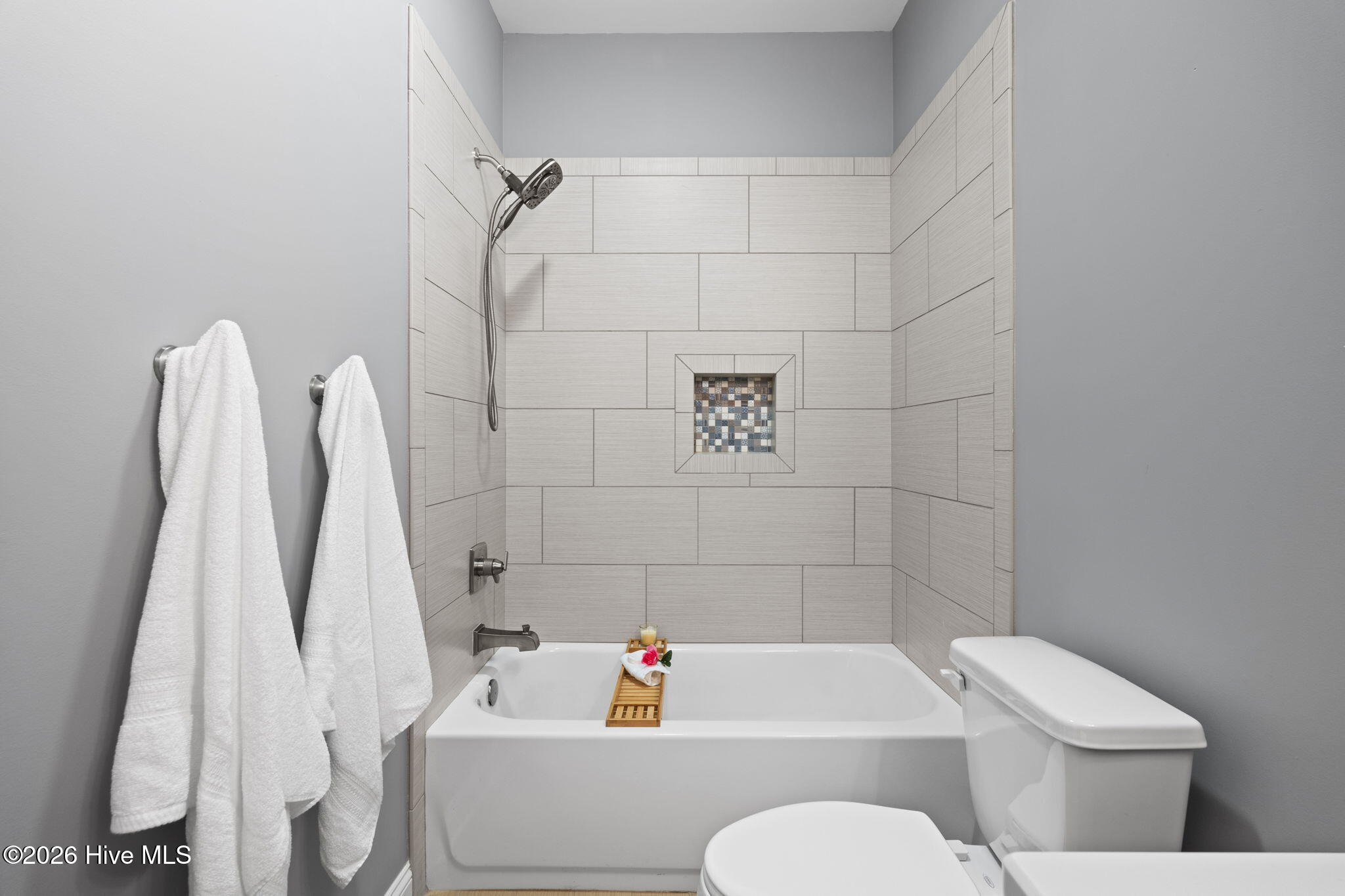 676 Boundary Loop Road Nw Property Photo 21