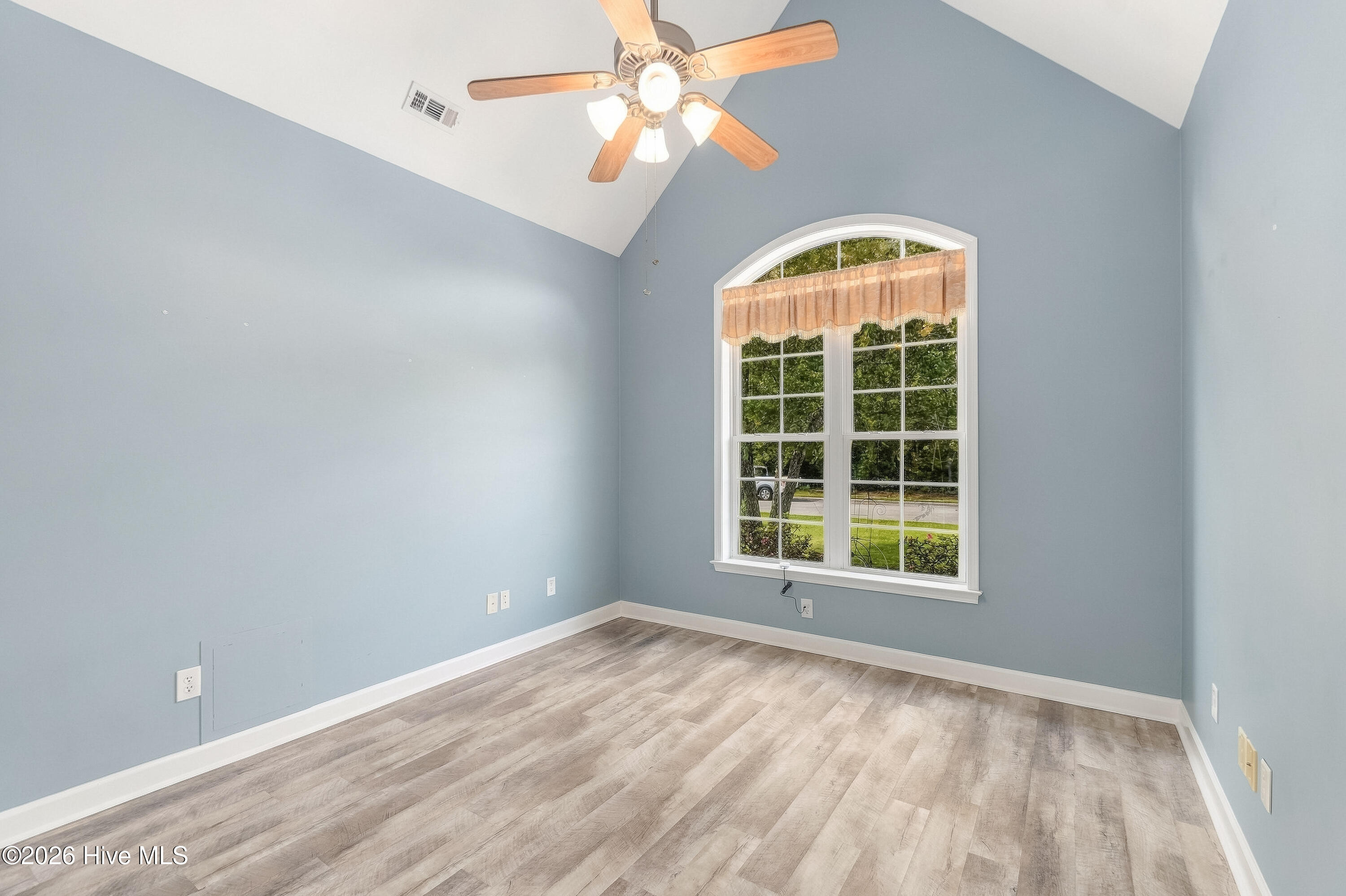 1926 Snowy Egret Drive Property Photo 5