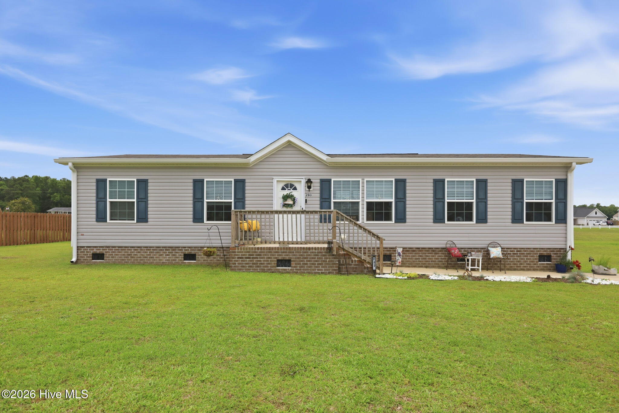 203 Magnolia Drive Property Photo 1