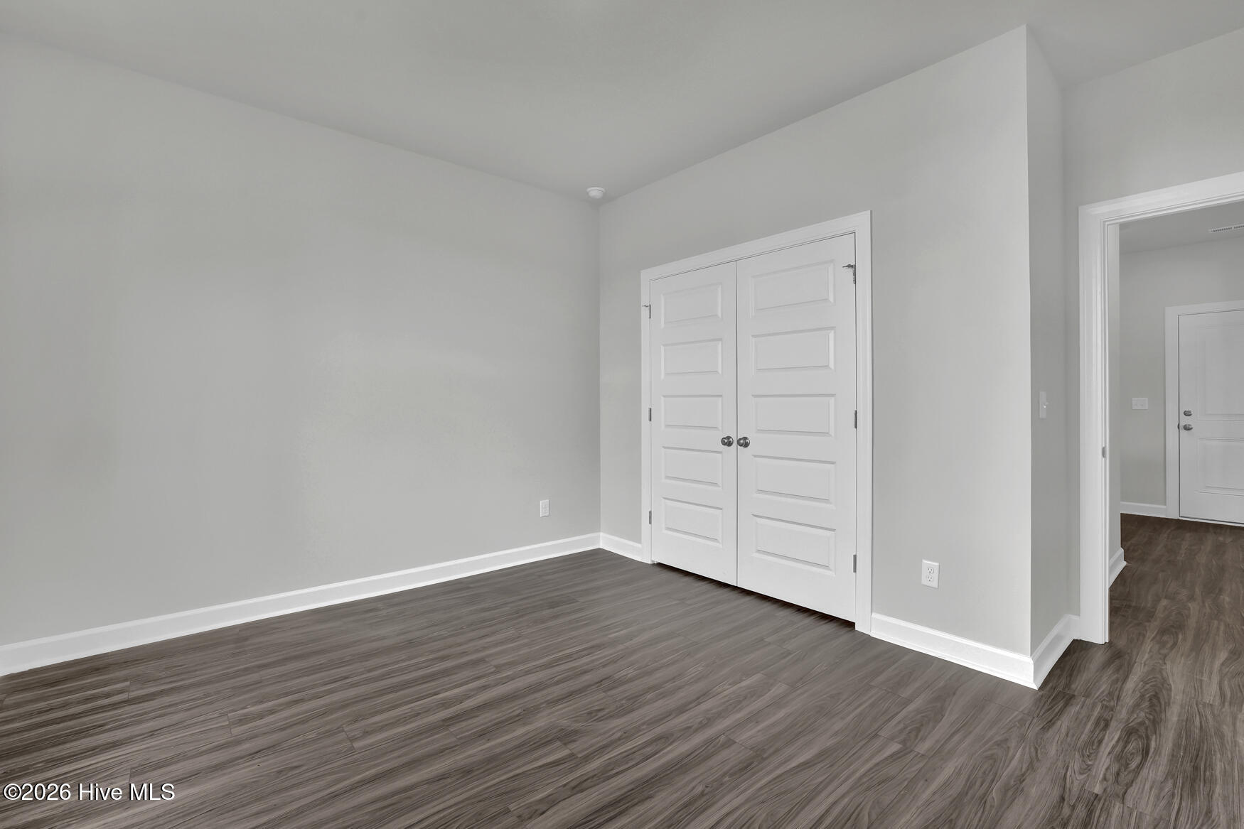 1215 Sunwater Terrace Property Photo 18