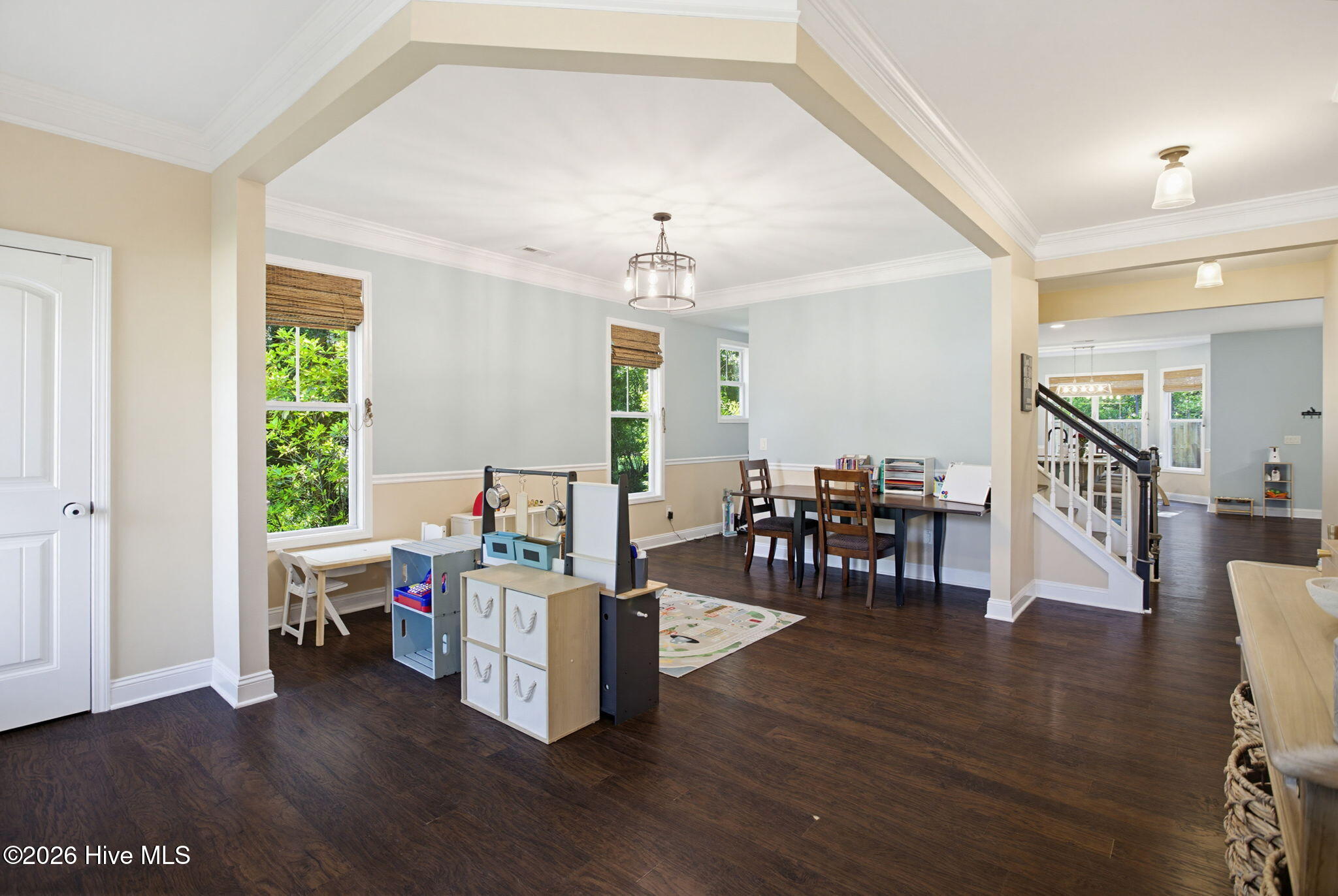 289 Weir Drive Property Photo 4