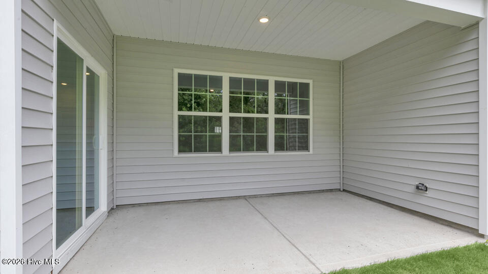 1102 Shoreline Drive Property Photo 28