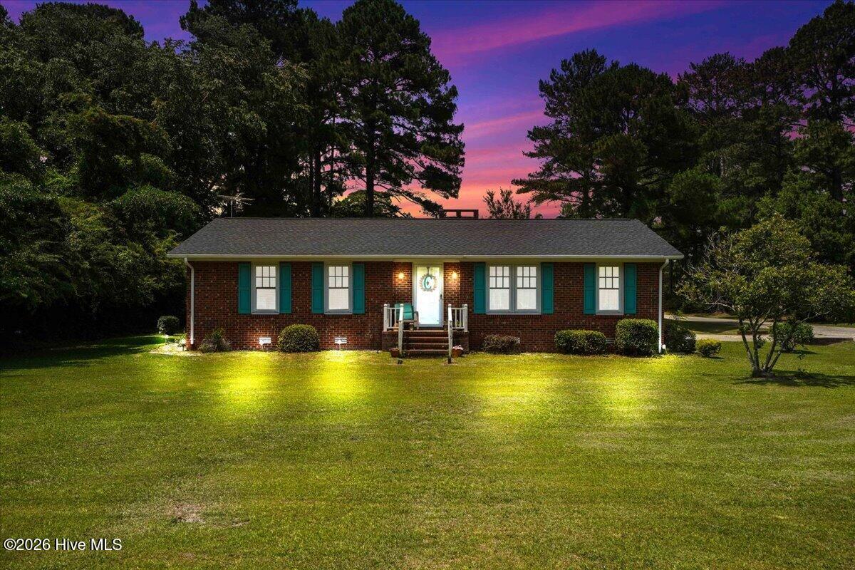 419 Forrest Road Property Photo 2