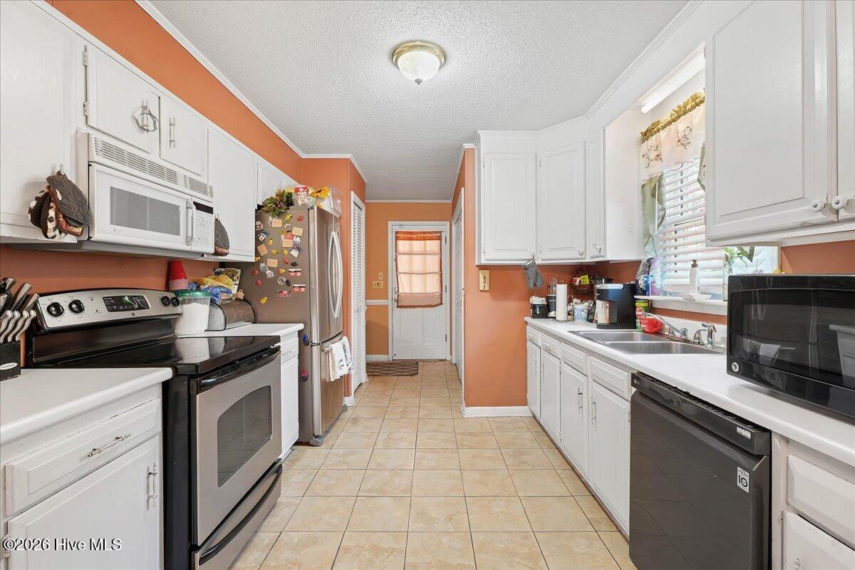 419 Forrest Road Property Photo 16