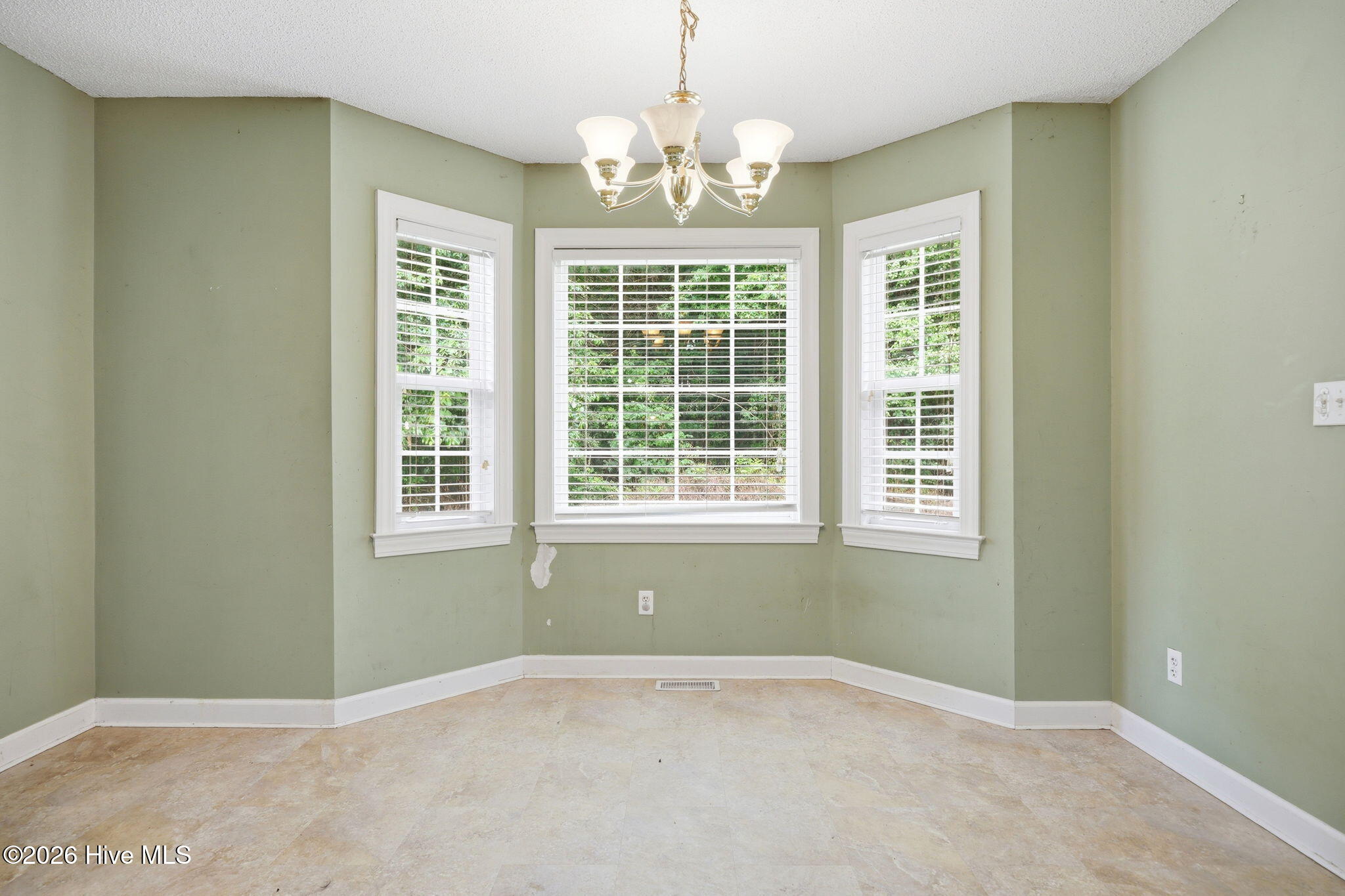 1828 Garner Road Property Photo 23