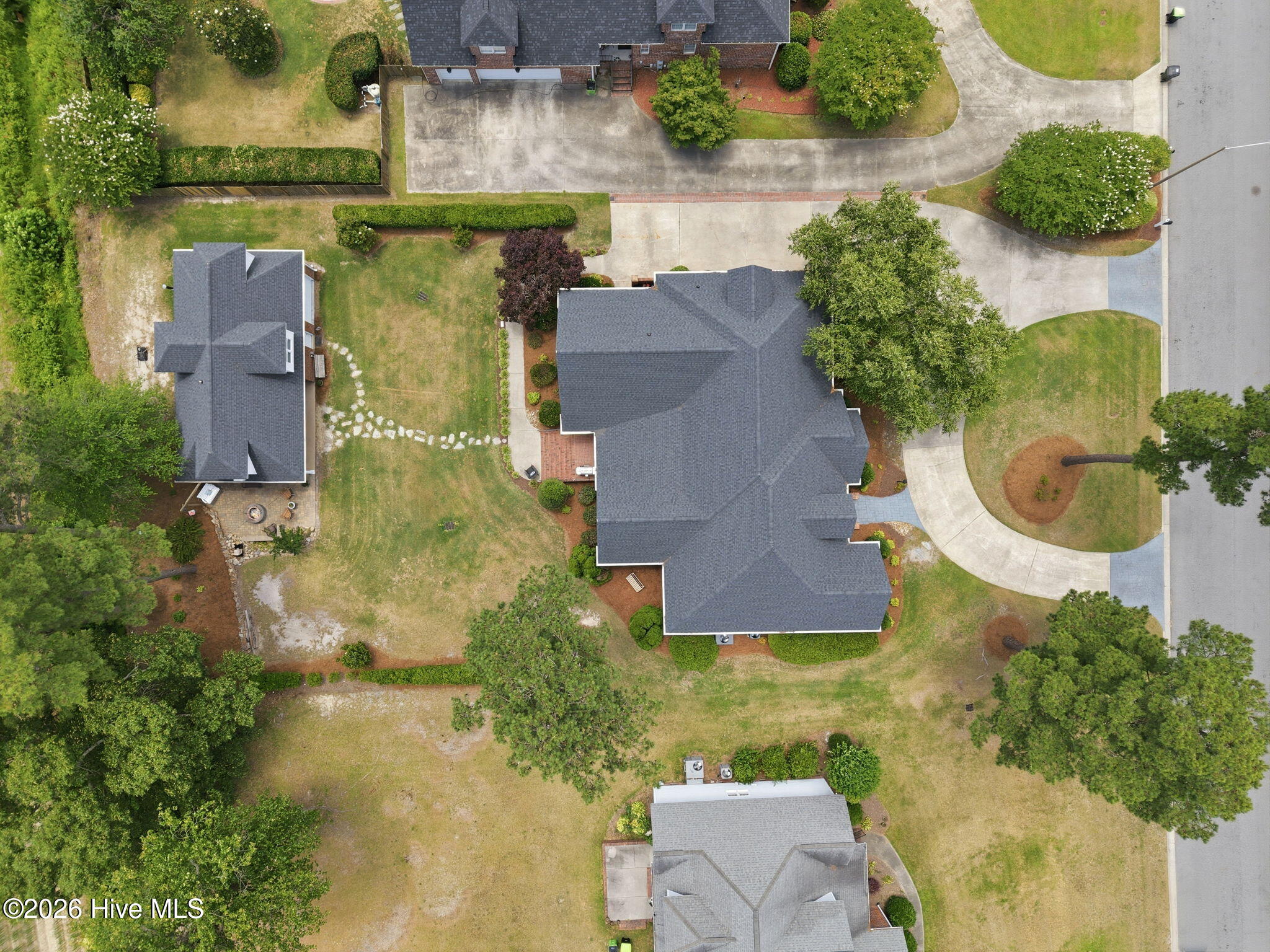 201 Foxcroft Lane Property Photo 4