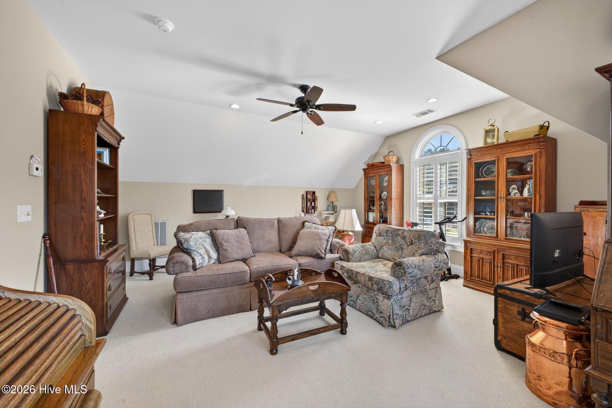 235 Commonwealth Way Property Photo 45