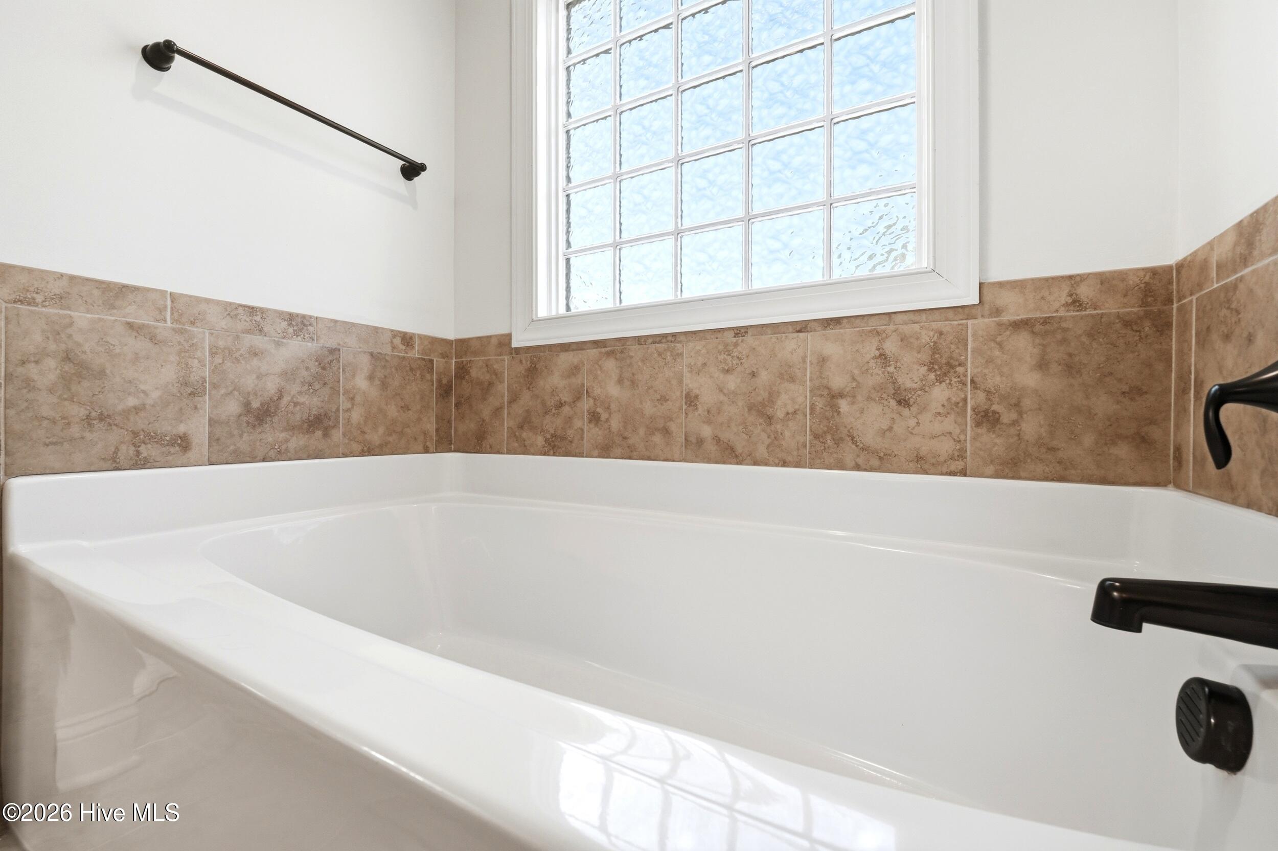 534 Saratoga Road Property Photo 36
