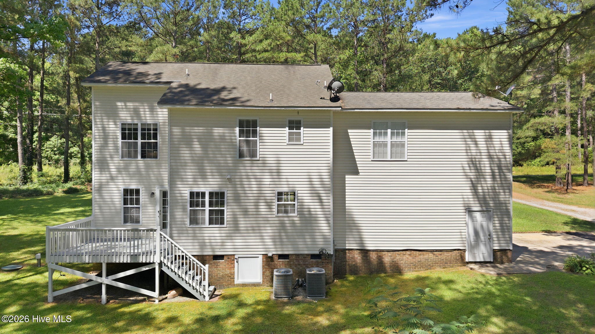 230 King Road Property Photo 8