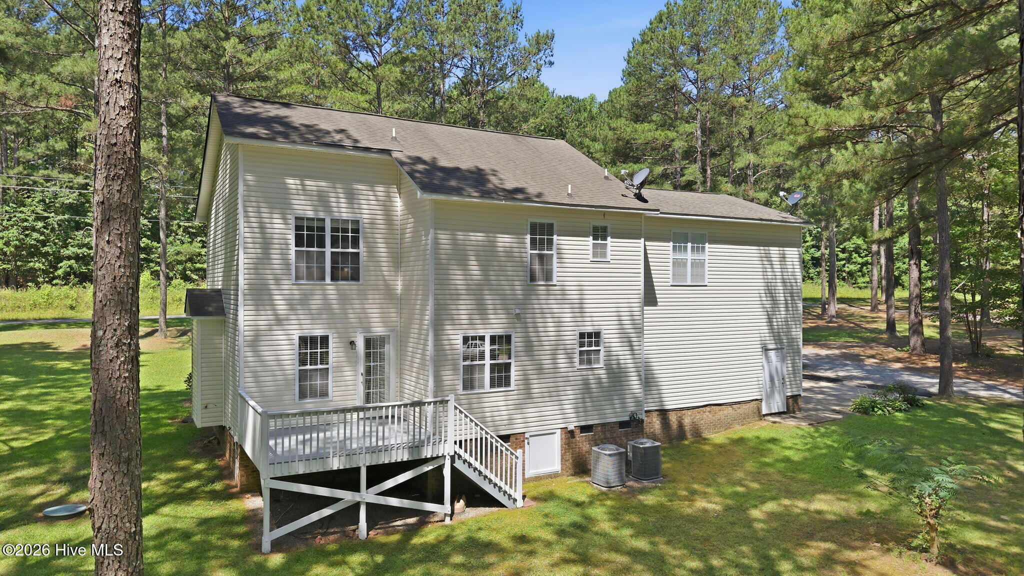 230 King Road Property Photo 9