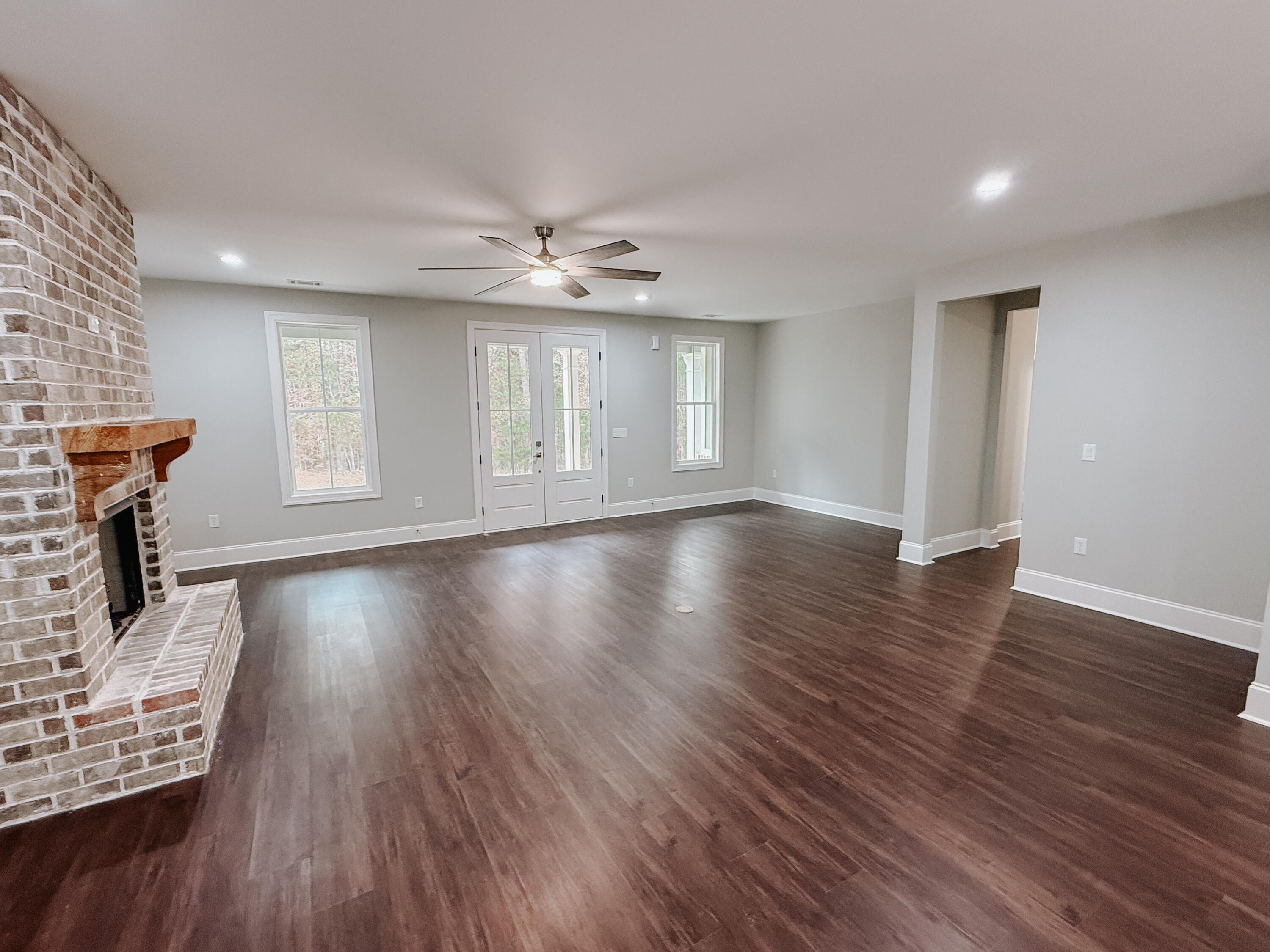 216 Brassie Drive Property Photo 6