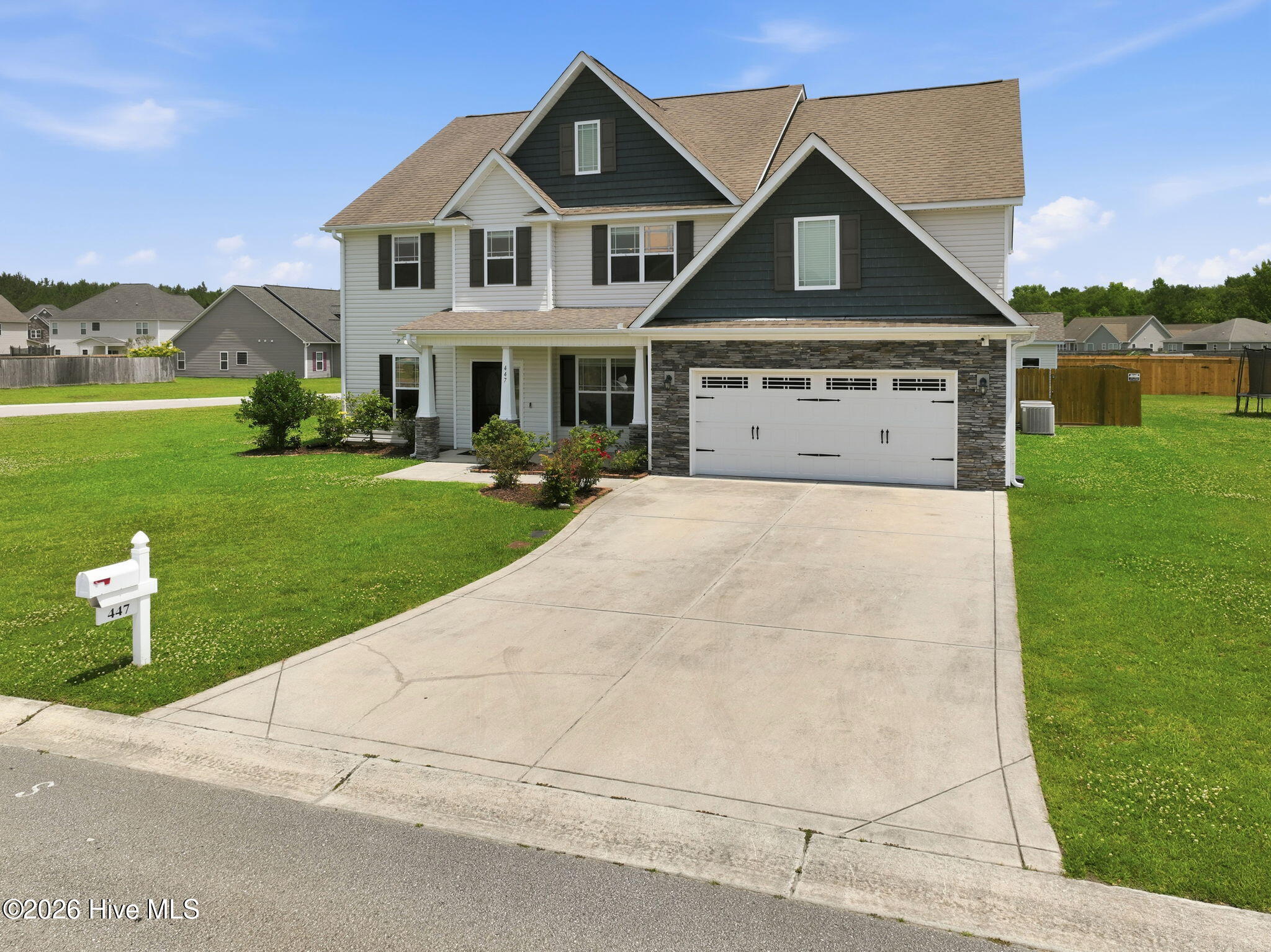 447 Oldtowne Street Property Photo 2